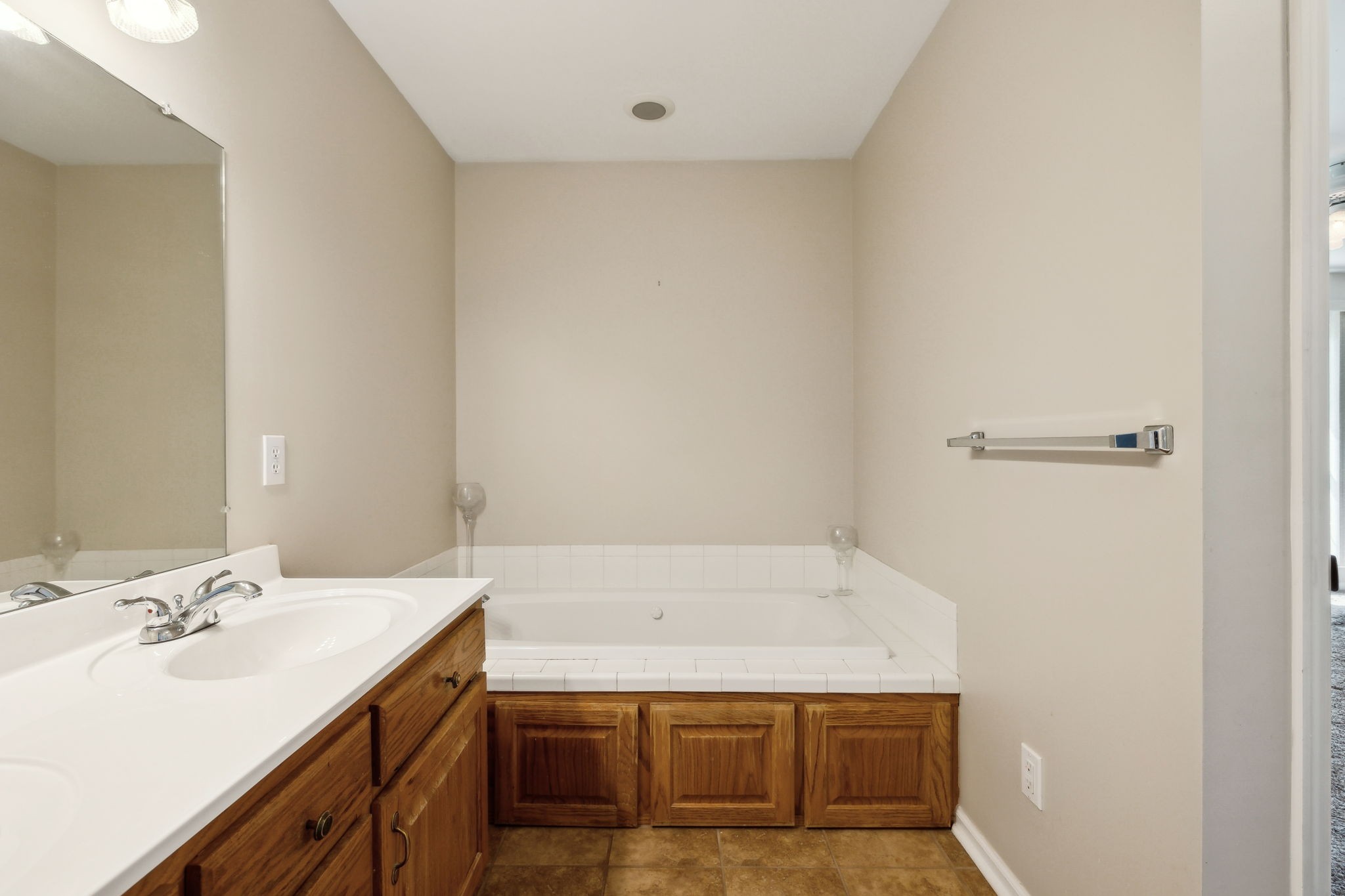 407 Brookside Dr Property Photo 40