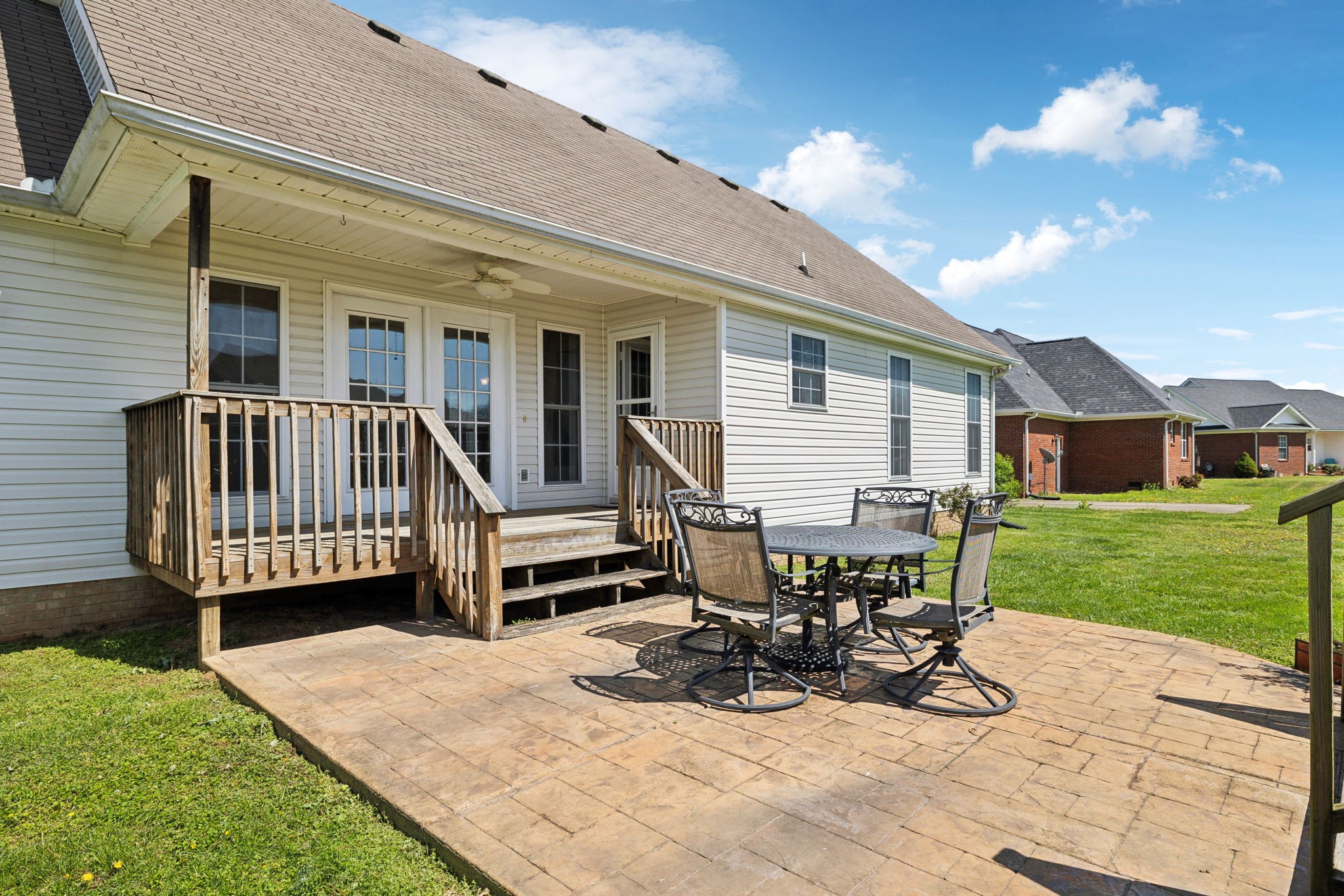 407 Brookside Dr Property Photo 49
