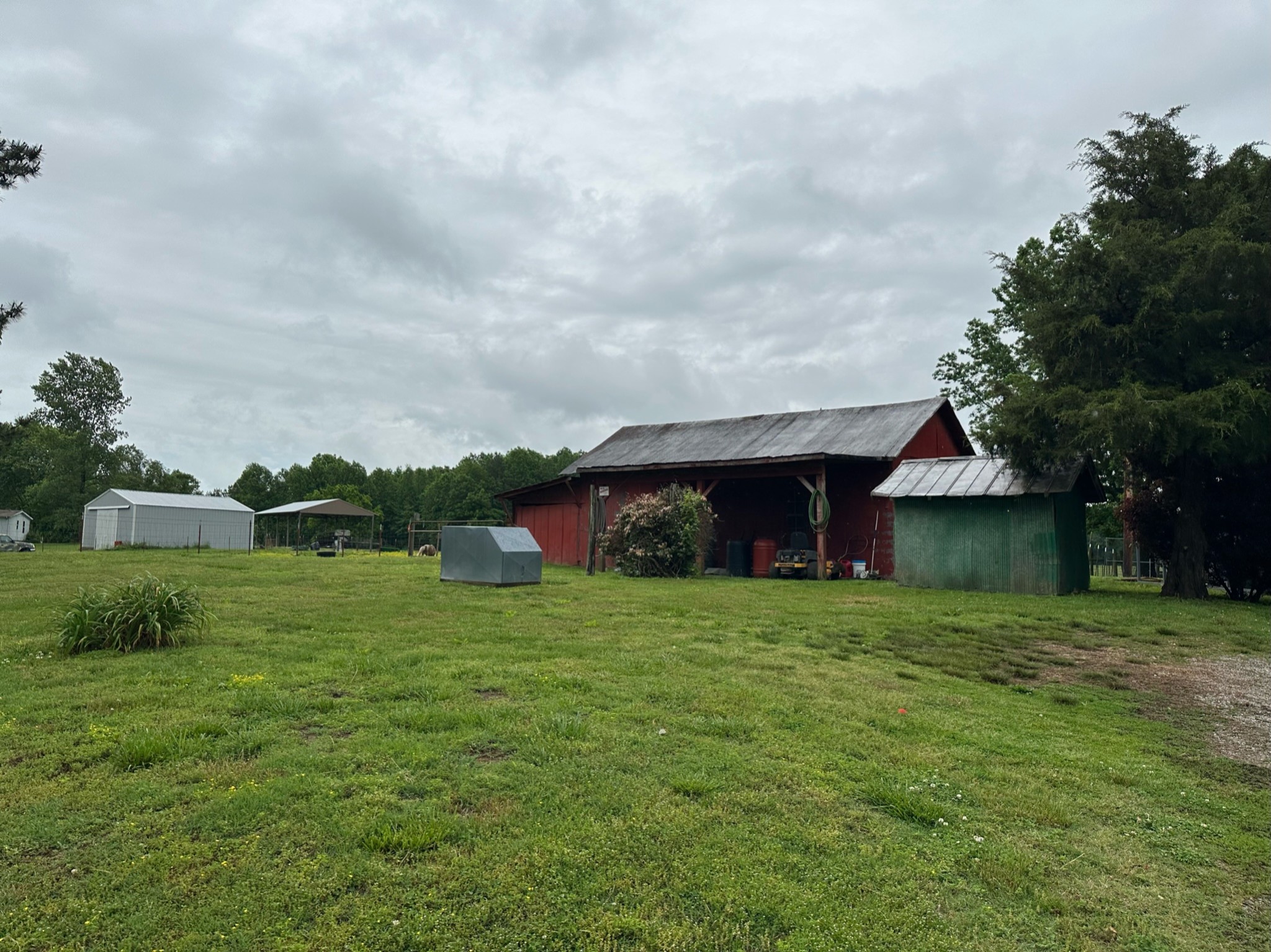 2901 Hurricane Creek Rd Property Photo 8