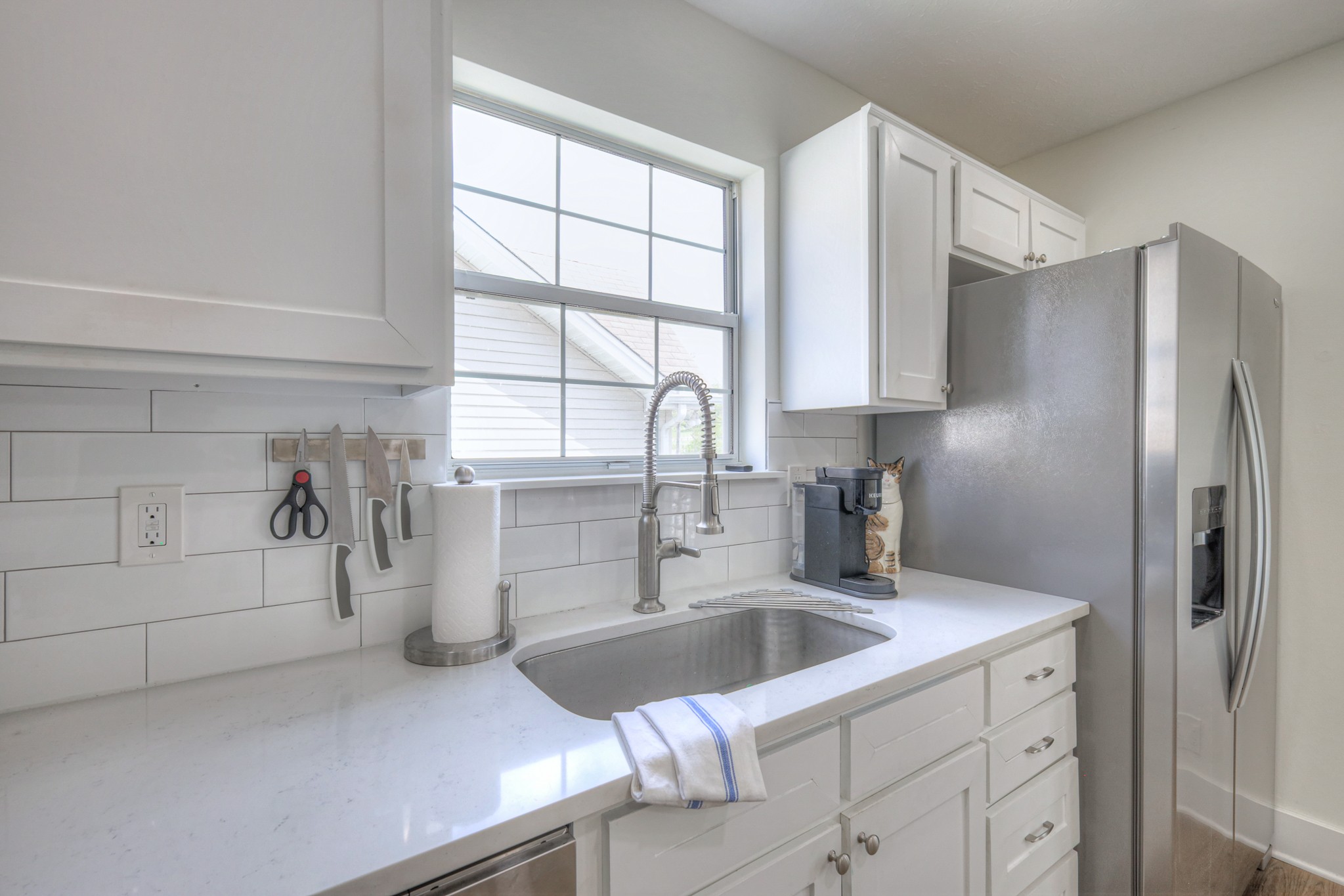 1028 Meandering Way Property Photo 6