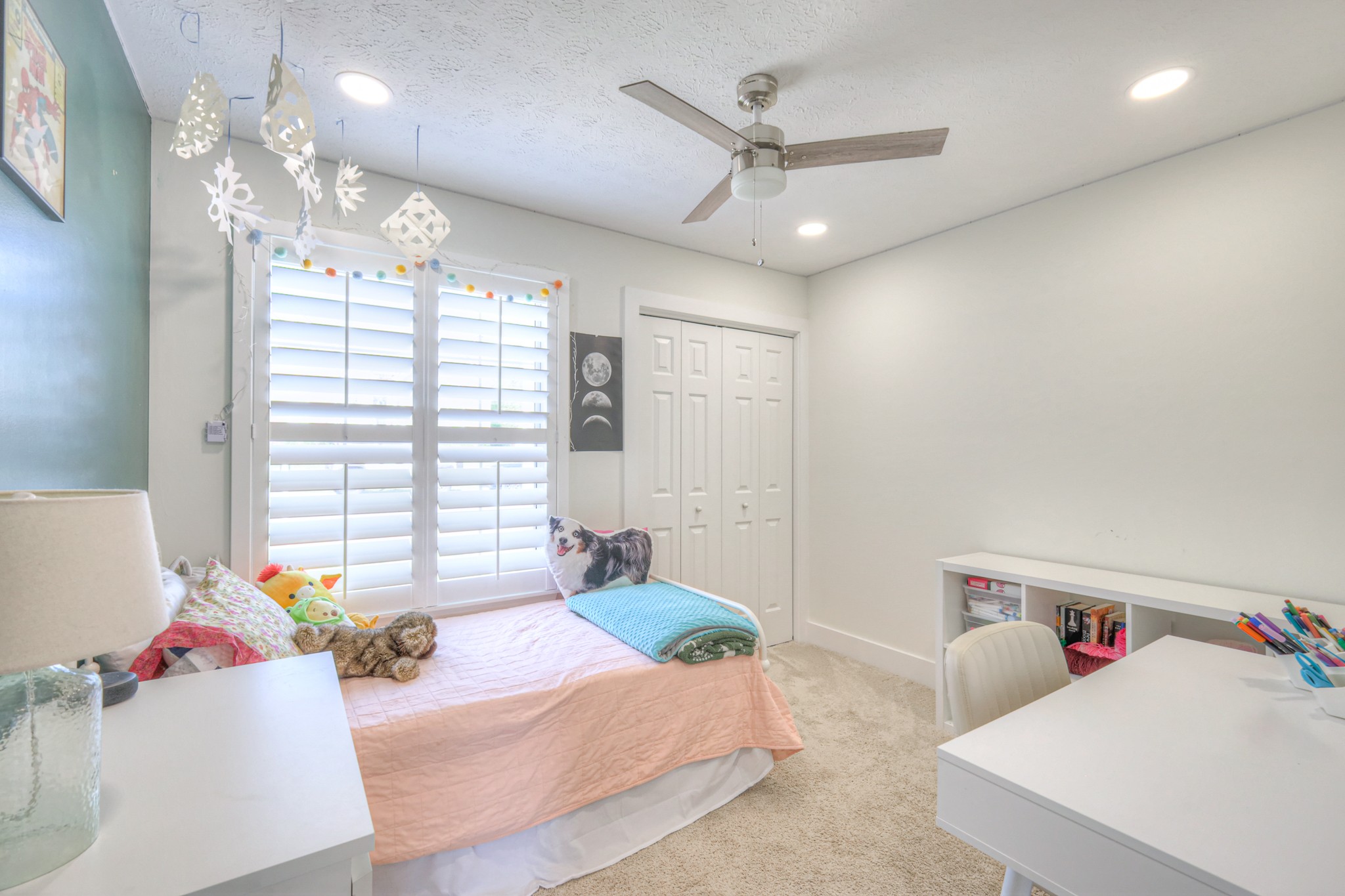 1028 Meandering Way Property Photo 16