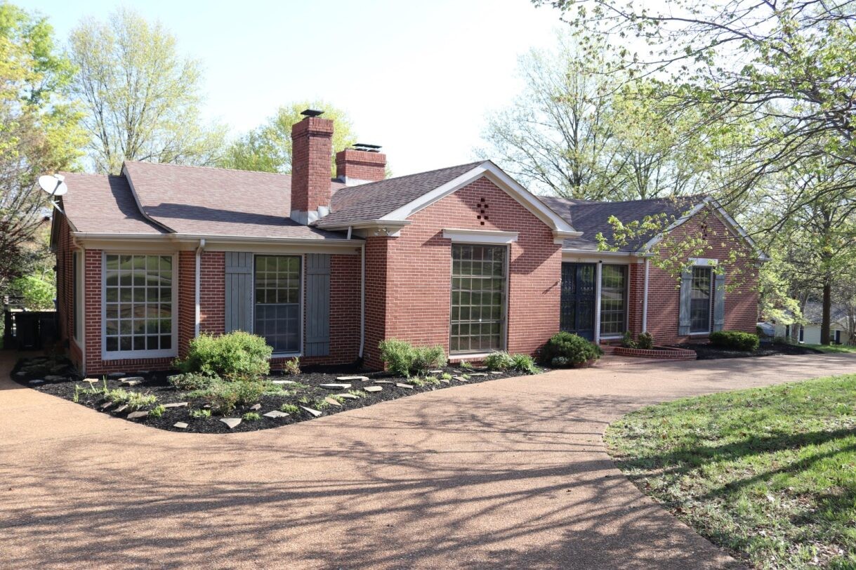 1037 Rolling Fields Cir Property Photo 1