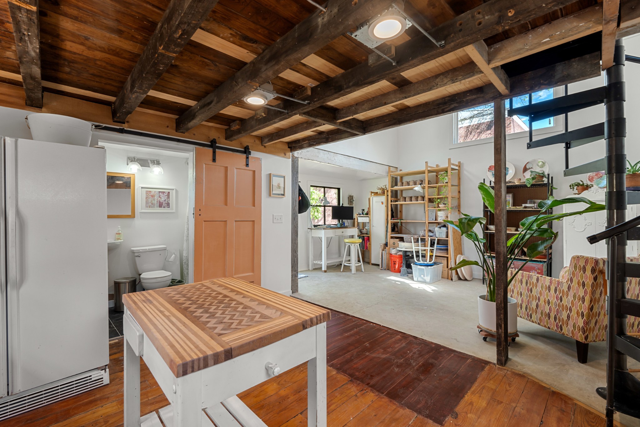 2503 Fairfax Ave Property Photo 32