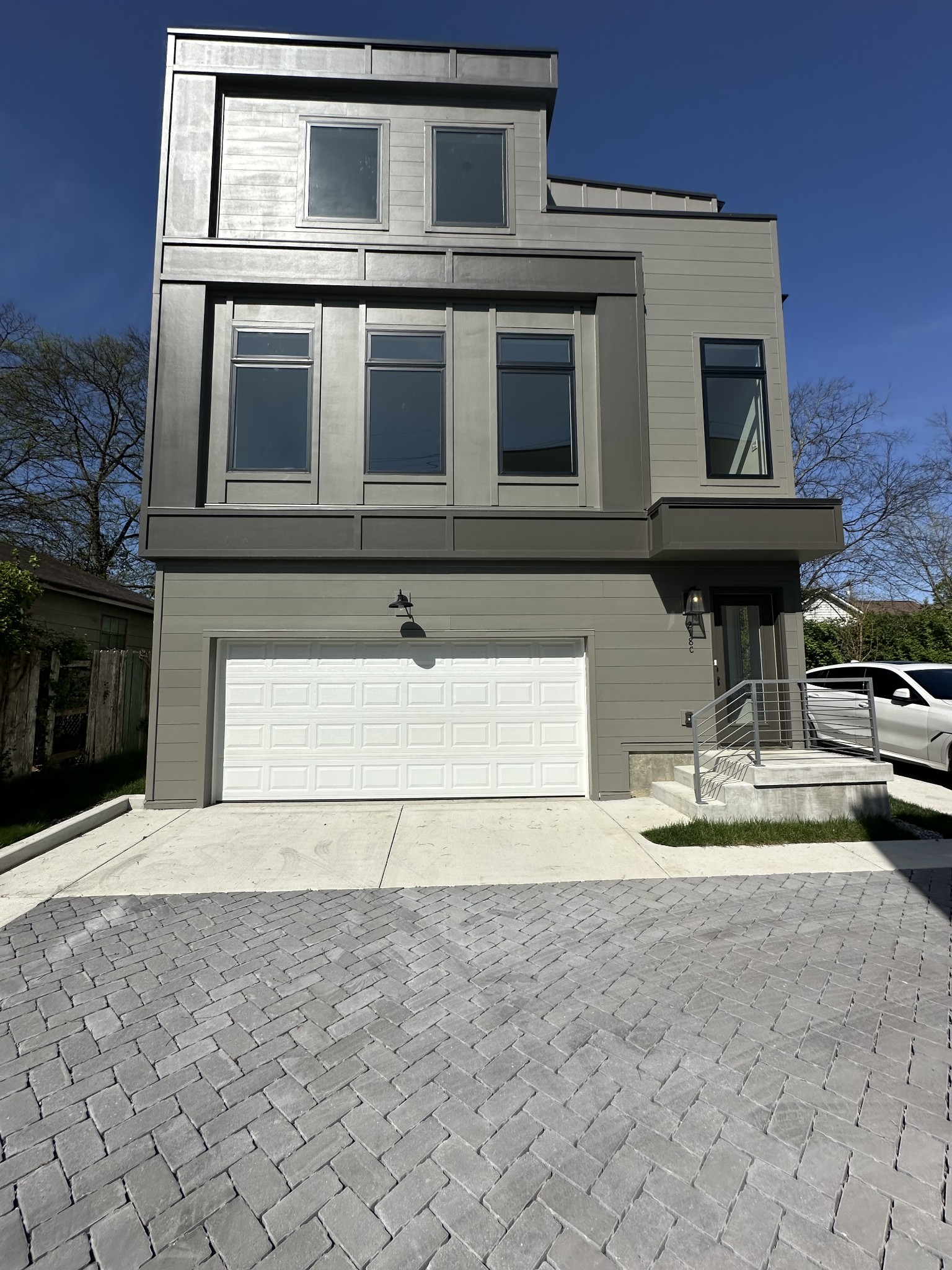 218c Myatt Dr Property Photo