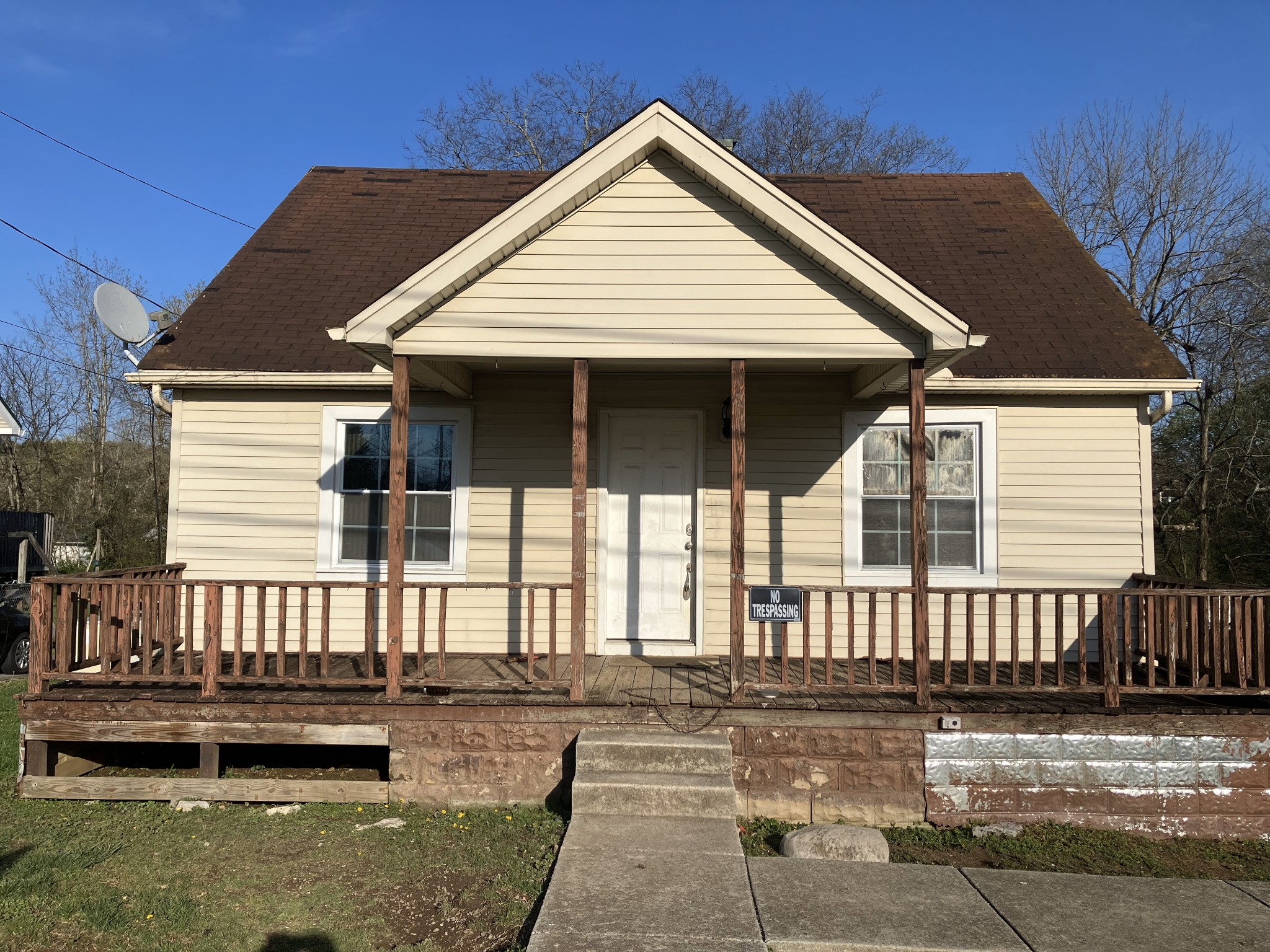 211 Mason St Property Photo