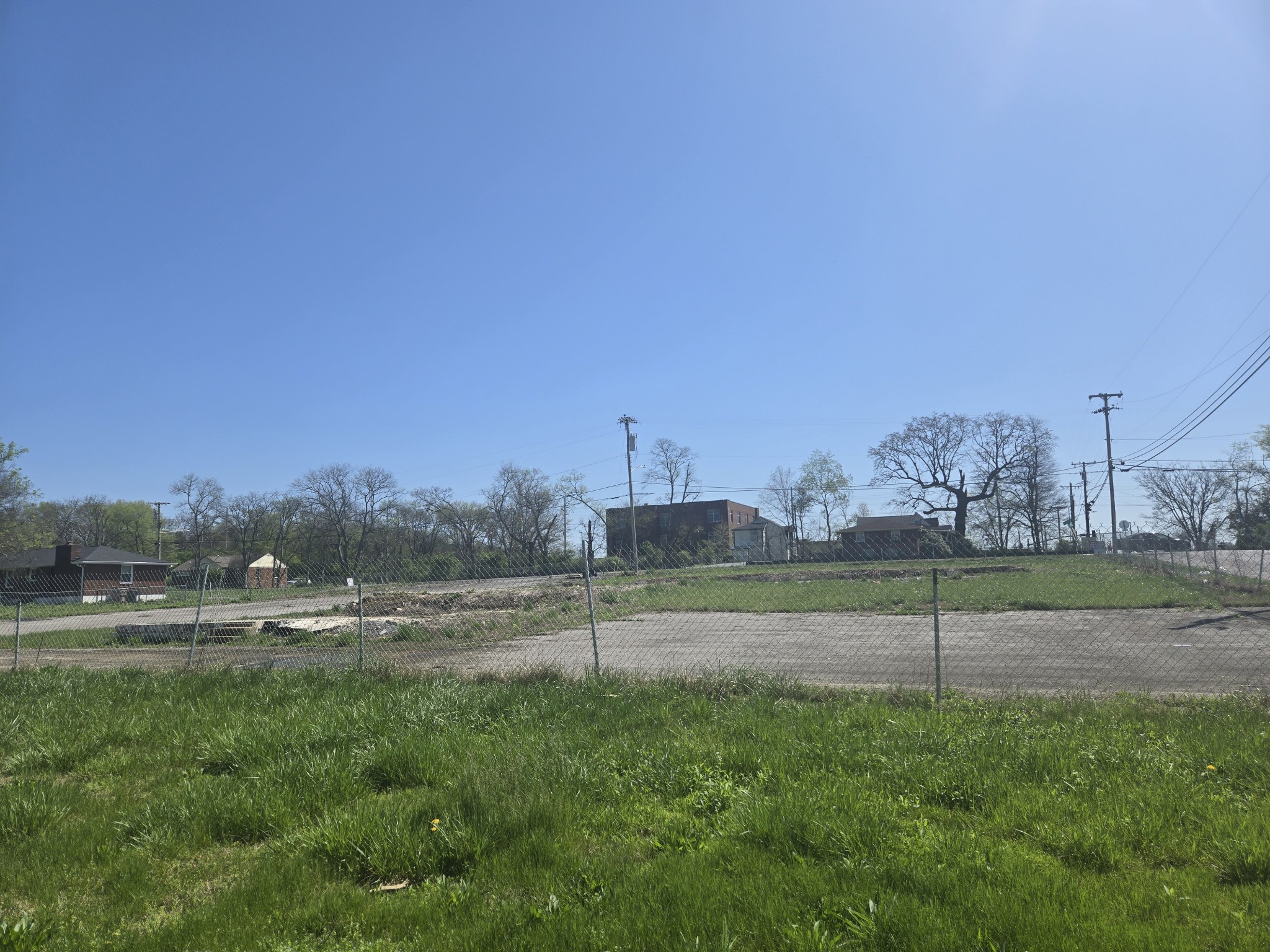 3700 Fairview Dr, E Property Photo