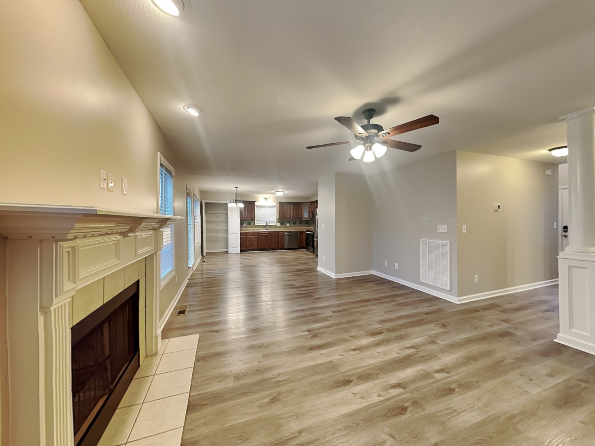 3450 Southwood Dr Property Photo 3