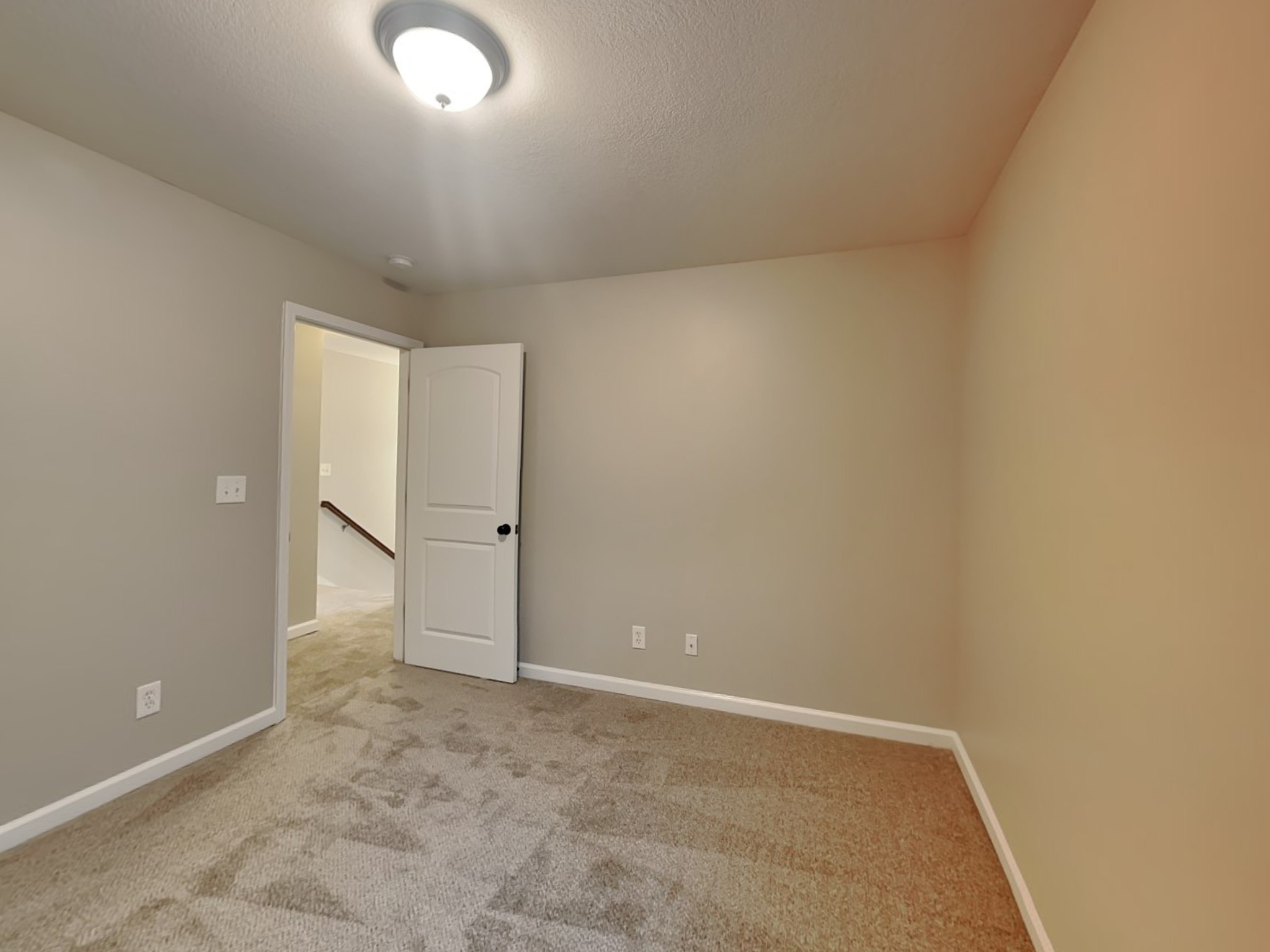 3450 Southwood Dr Property Photo 9