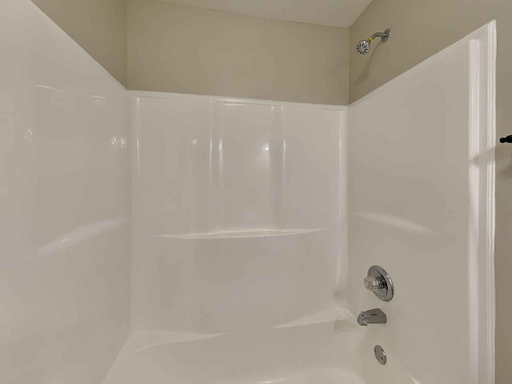 3450 Southwood Dr Property Photo 16