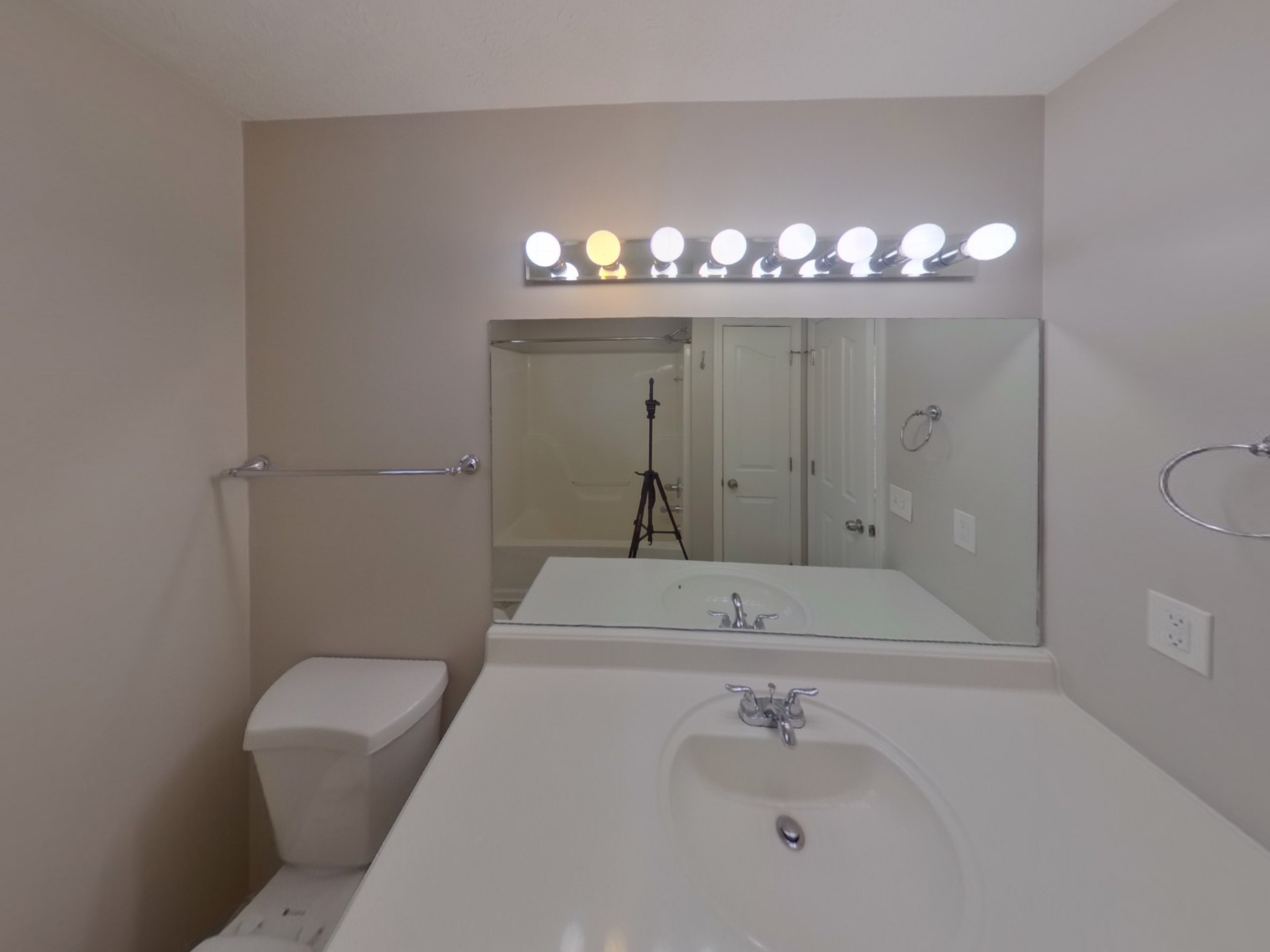 1258 Tiree Dr Property Photo 6