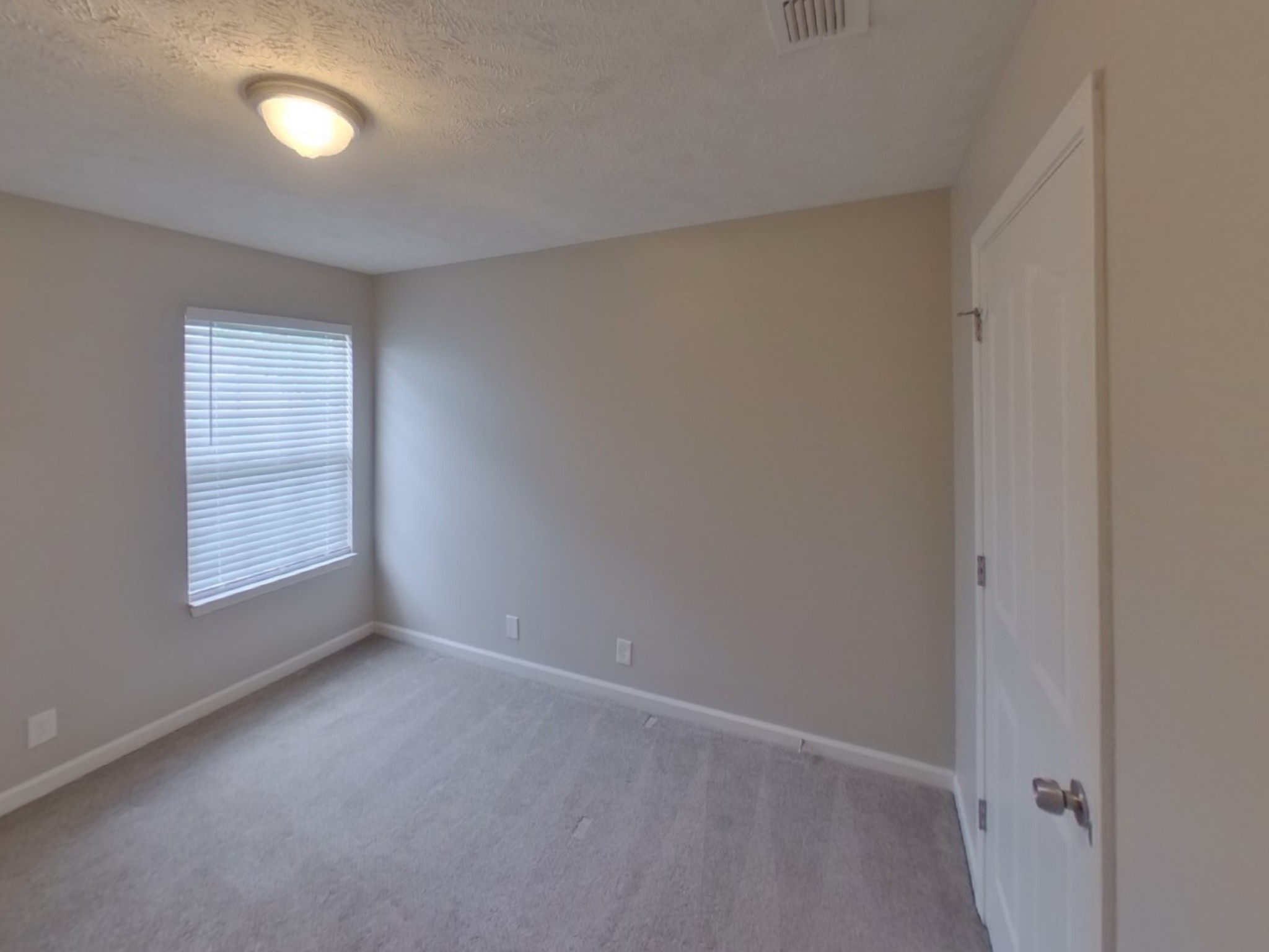 1258 Tiree Dr Property Photo 10