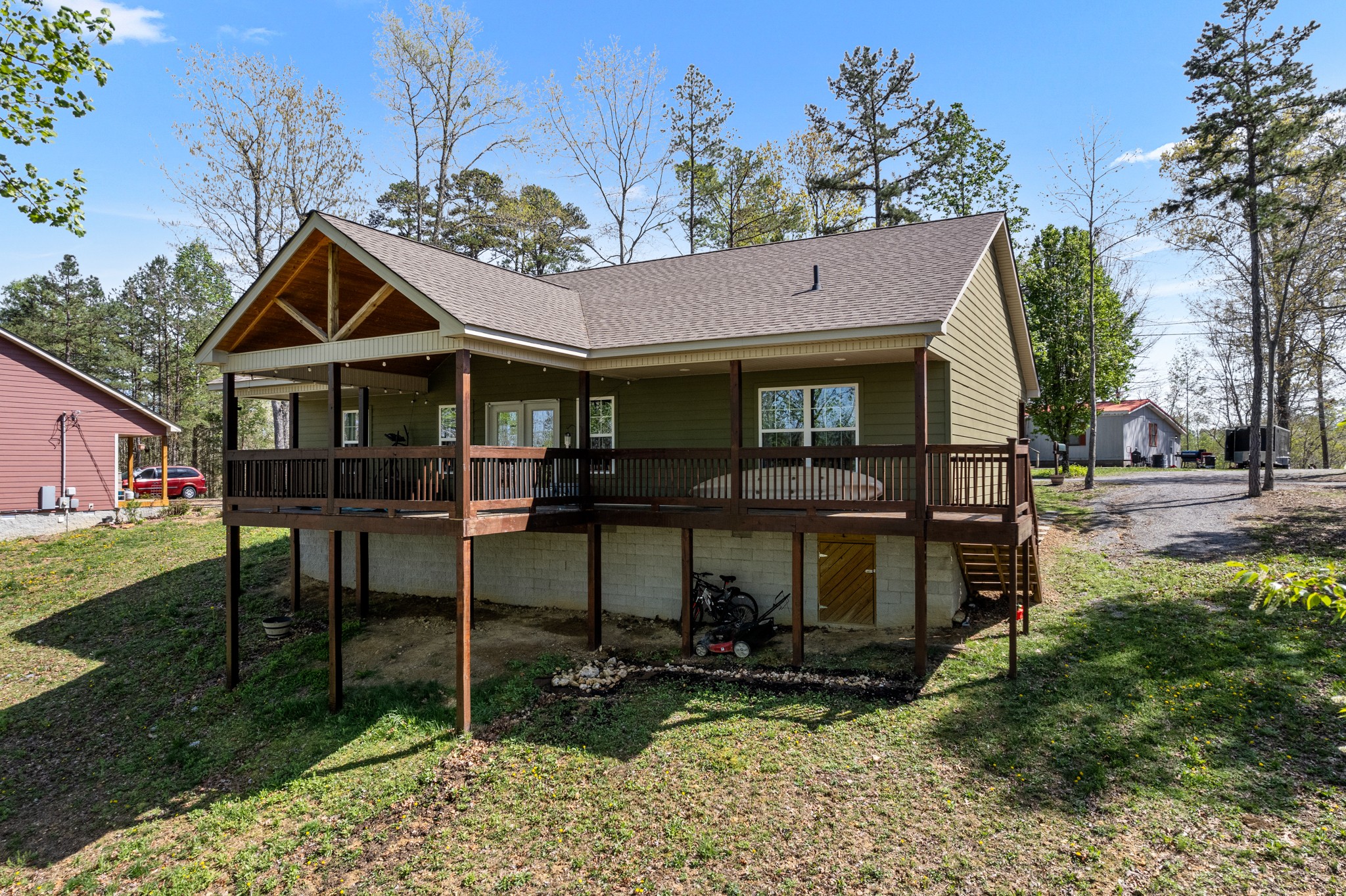 225 Antler Dr Property Photo