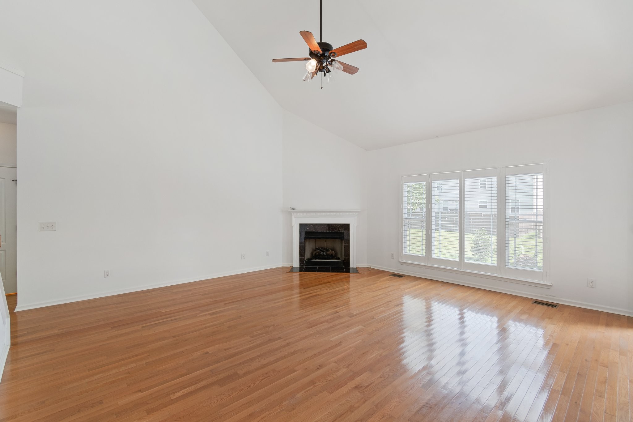 3121 Traviston Dr Property Photo 16