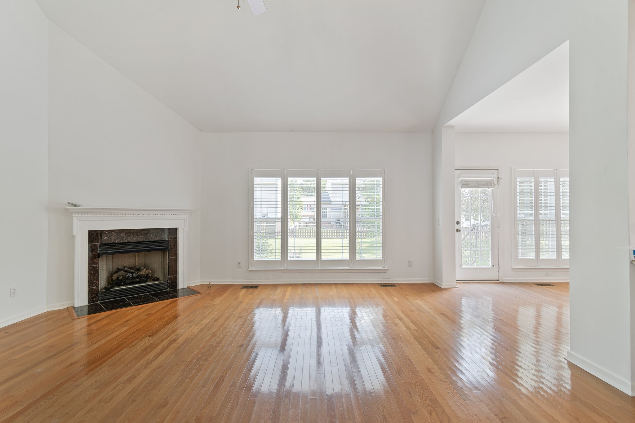 3121 Traviston Dr Property Photo 17