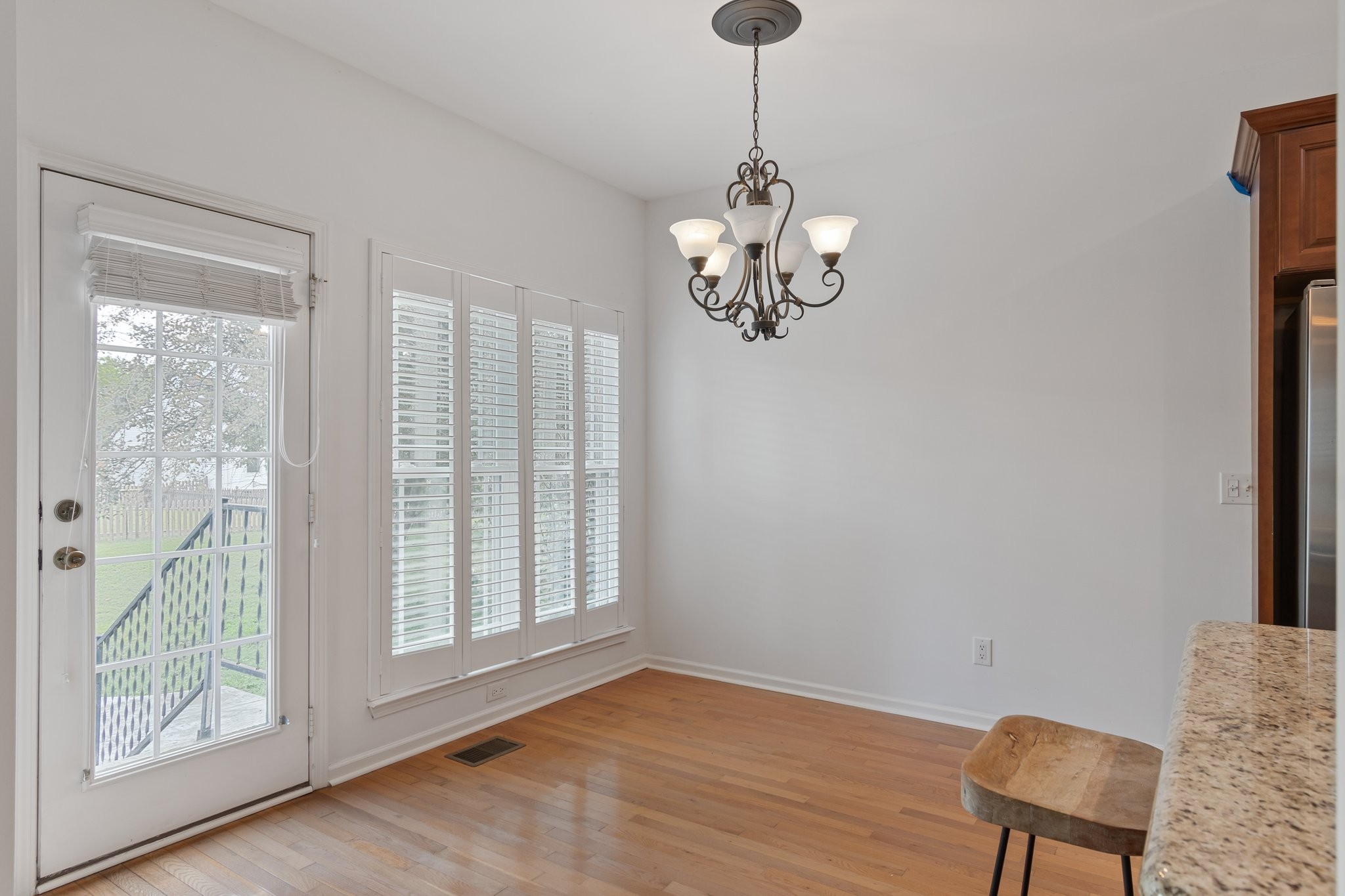 3121 Traviston Dr Property Photo 26