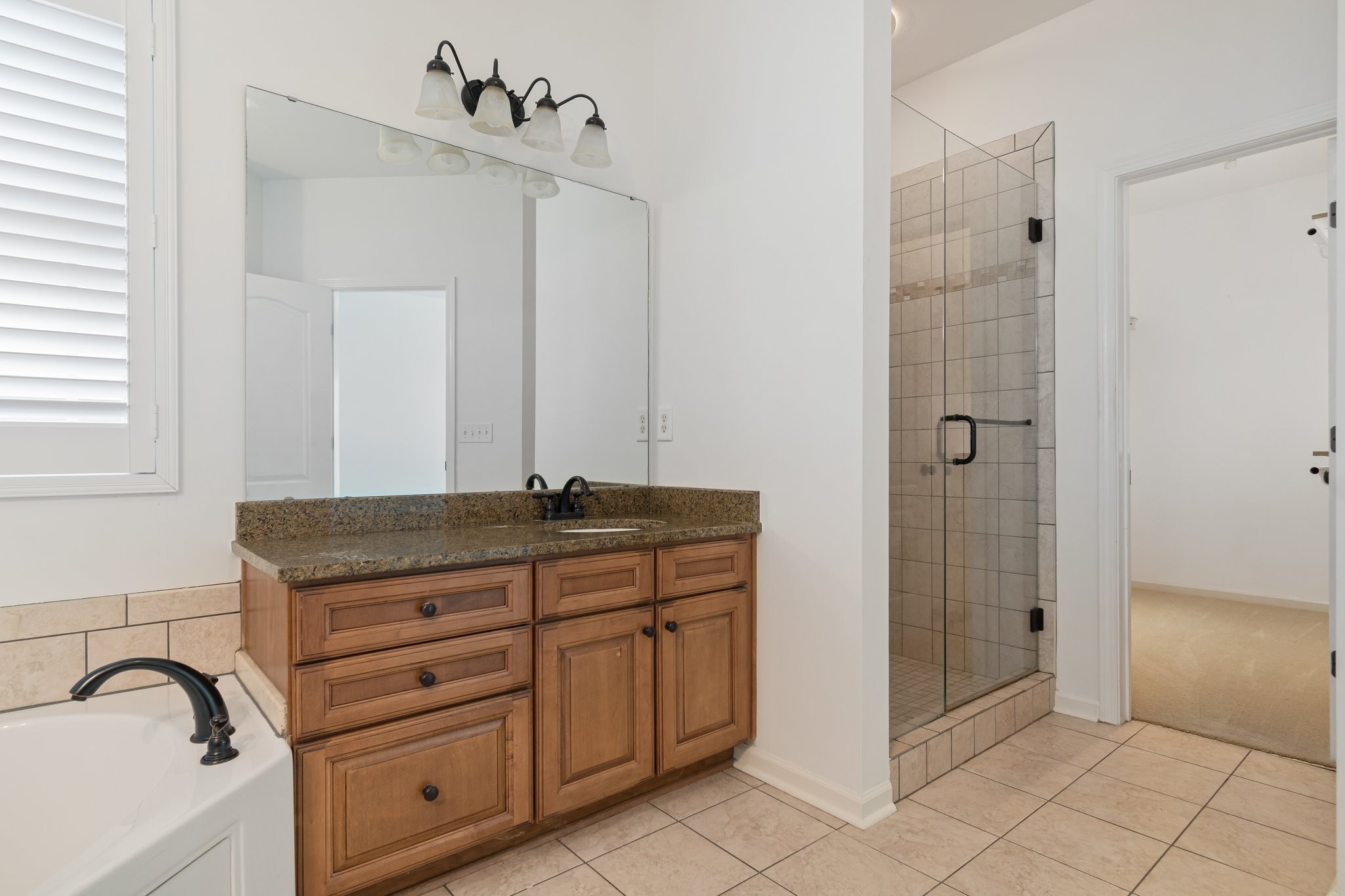 3121 Traviston Dr Property Photo 34