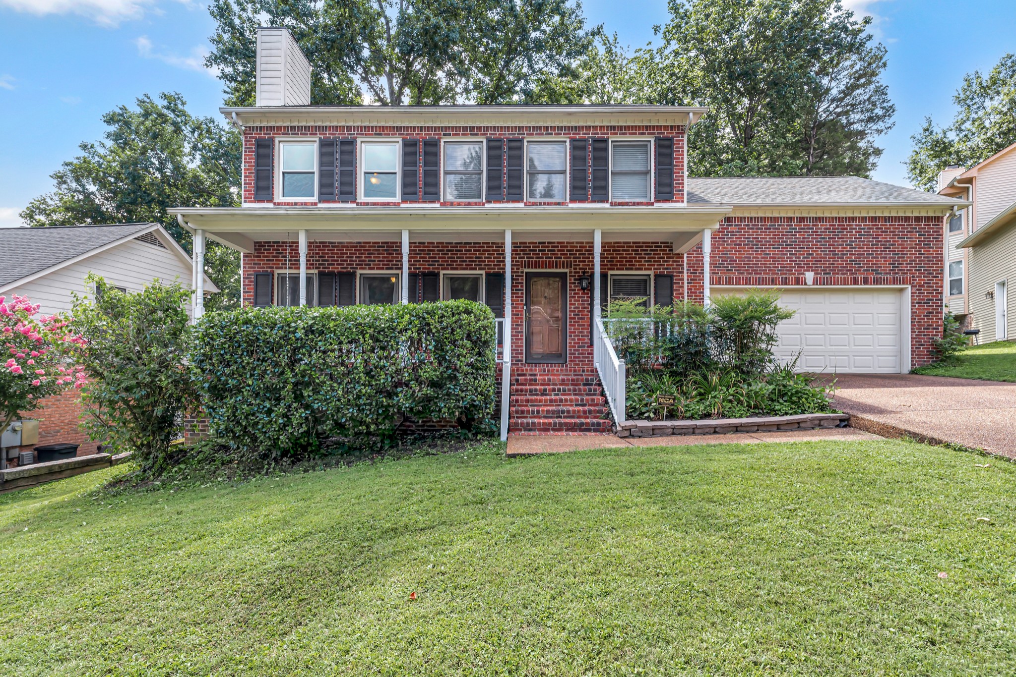8432 Indian Hills Dr Property Photo 1