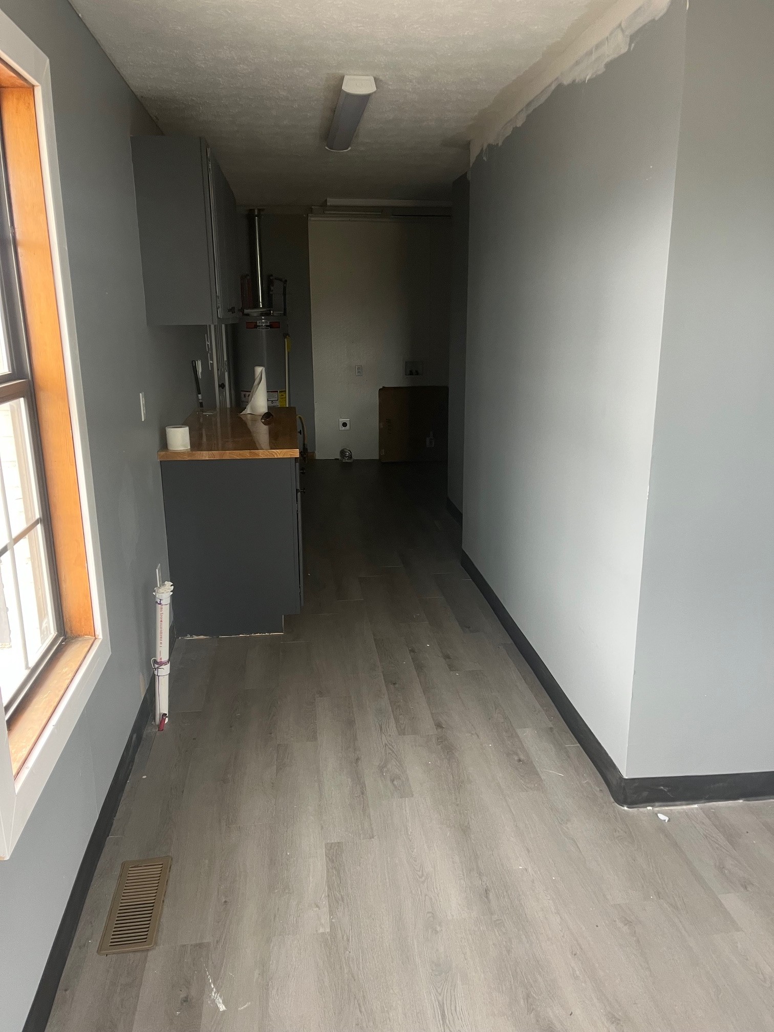 457 N Broadway Property Photo 5
