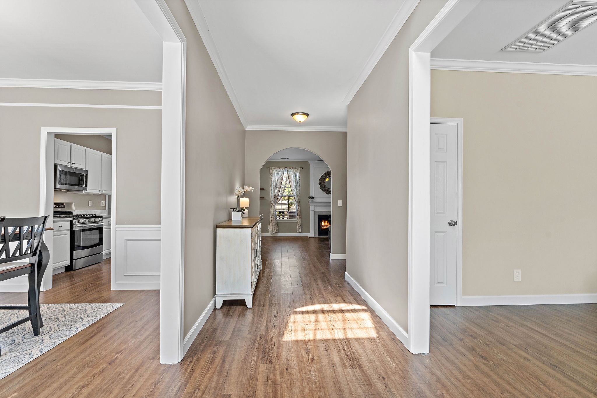 4728 Cape Hope Pass, Sw Property Photo 4