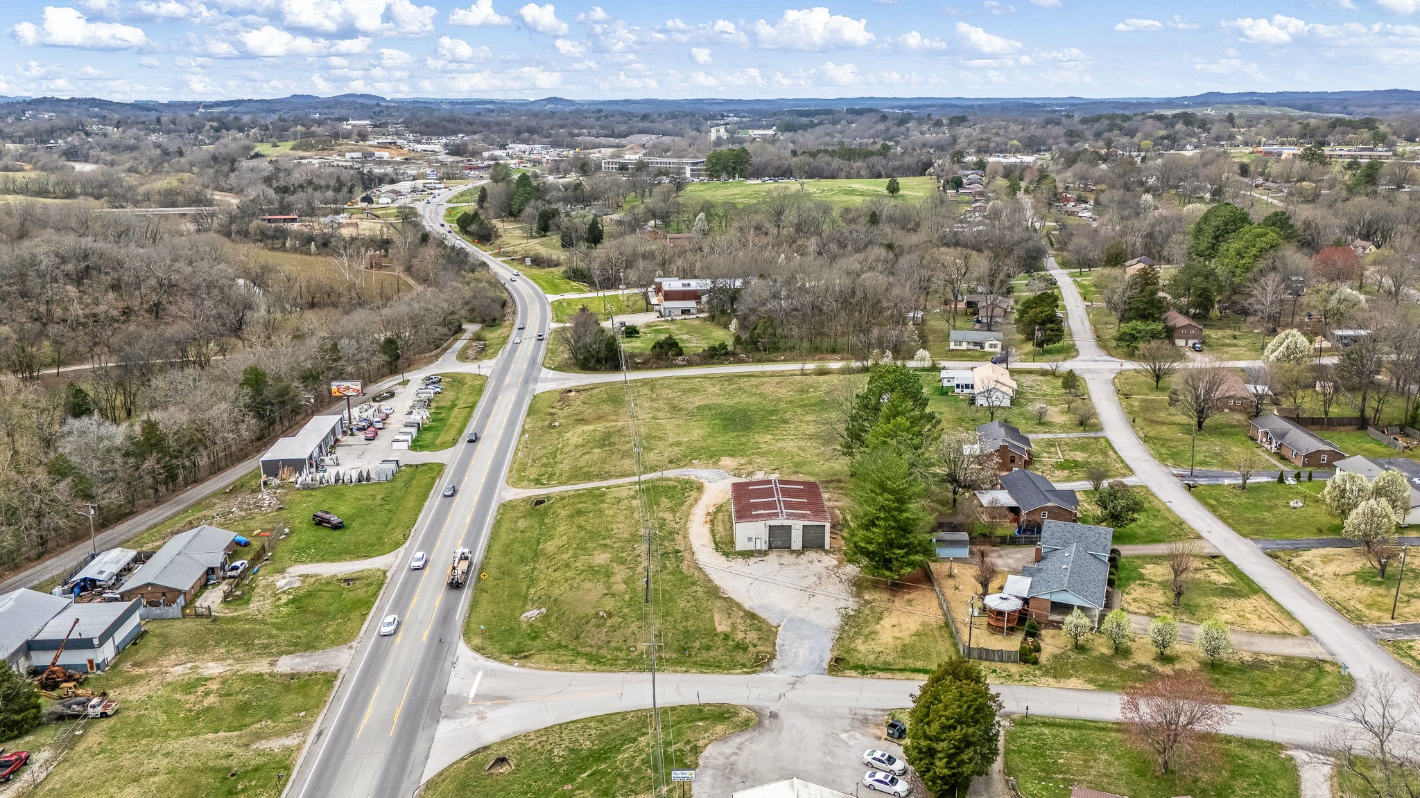 273 Bear Creek Pike Property Photo 1