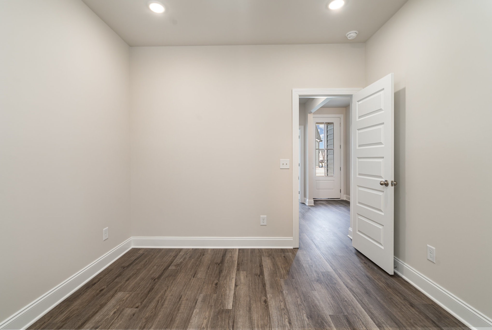 2521 Ashebrook Court Property Photo 18