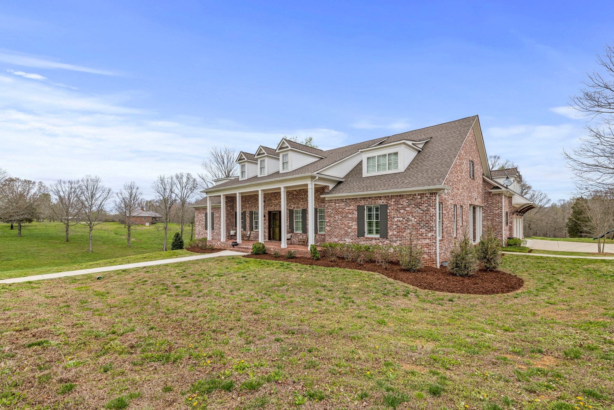 620 Williamson County Line Rd Property Photo 4