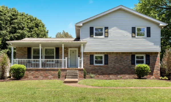 2729 Heights Circle Rd Property Photo 1
