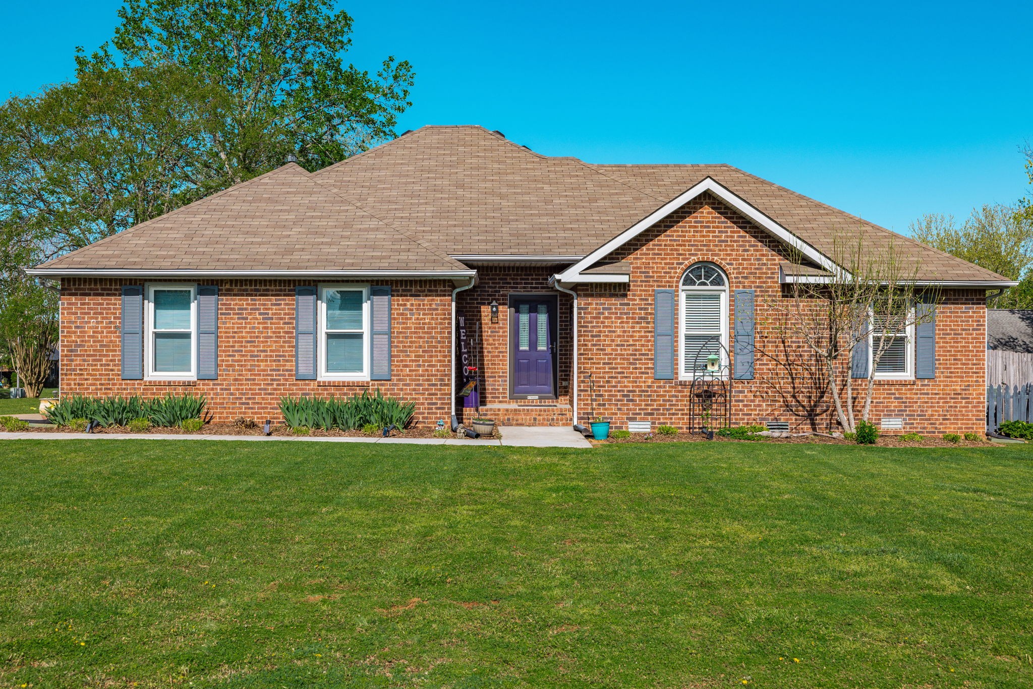 2403 English Hill Dr Property Photo 1