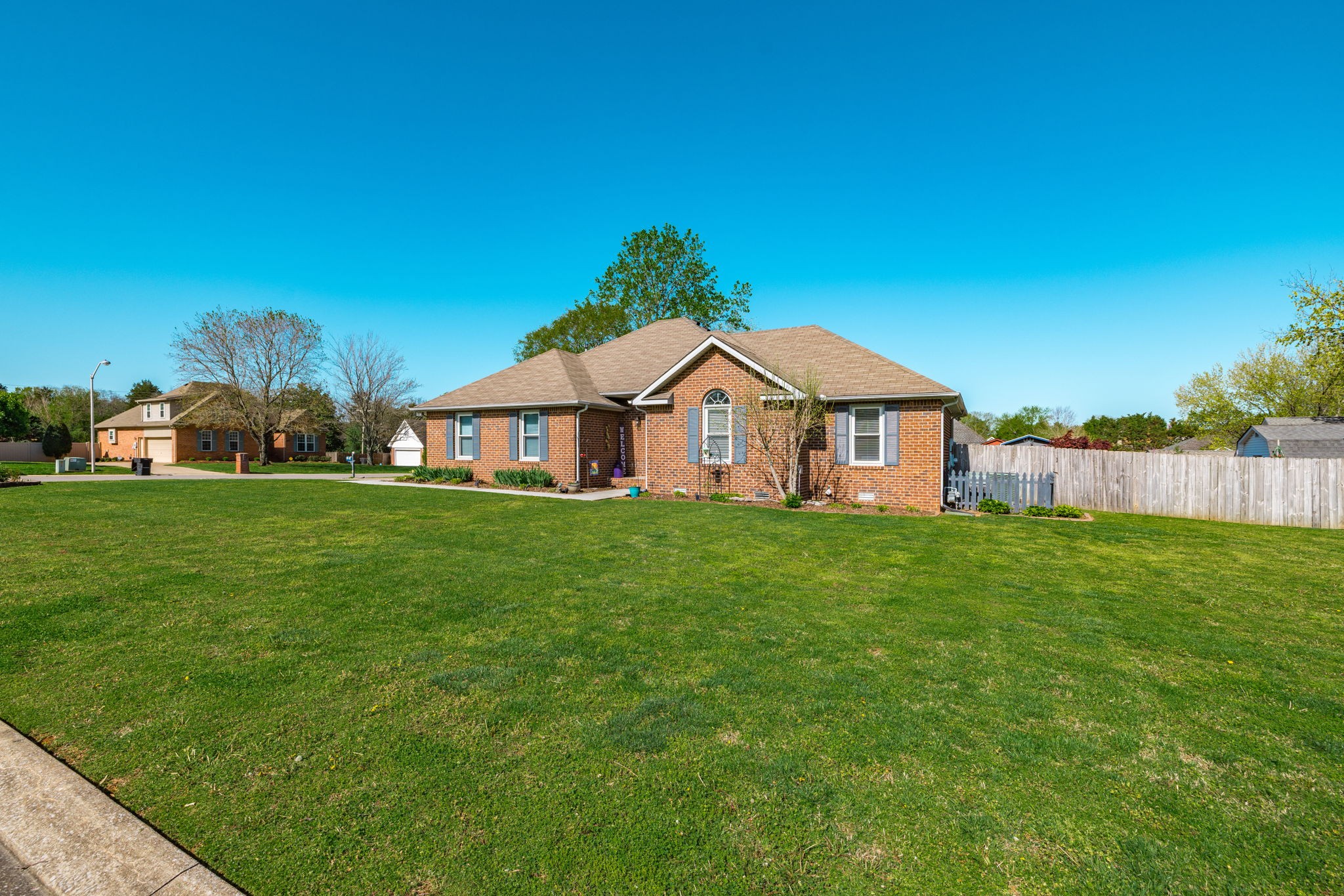 2403 English Hill Dr Property Photo 3