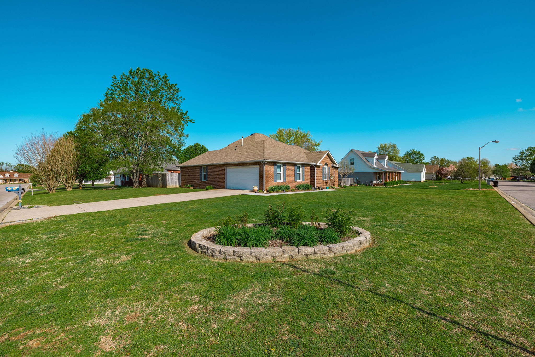 2403 English Hill Dr Property Photo 5