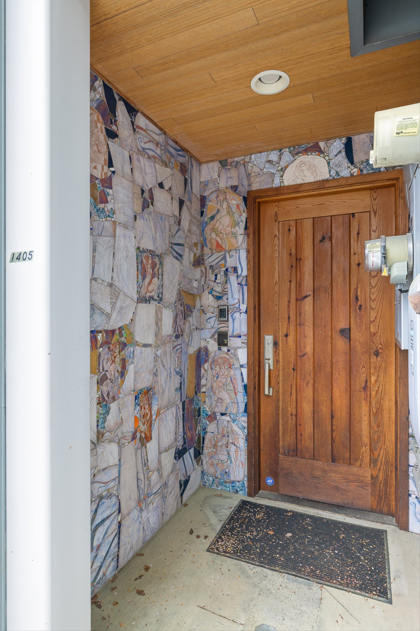 1405 Williams St Property Photo 3