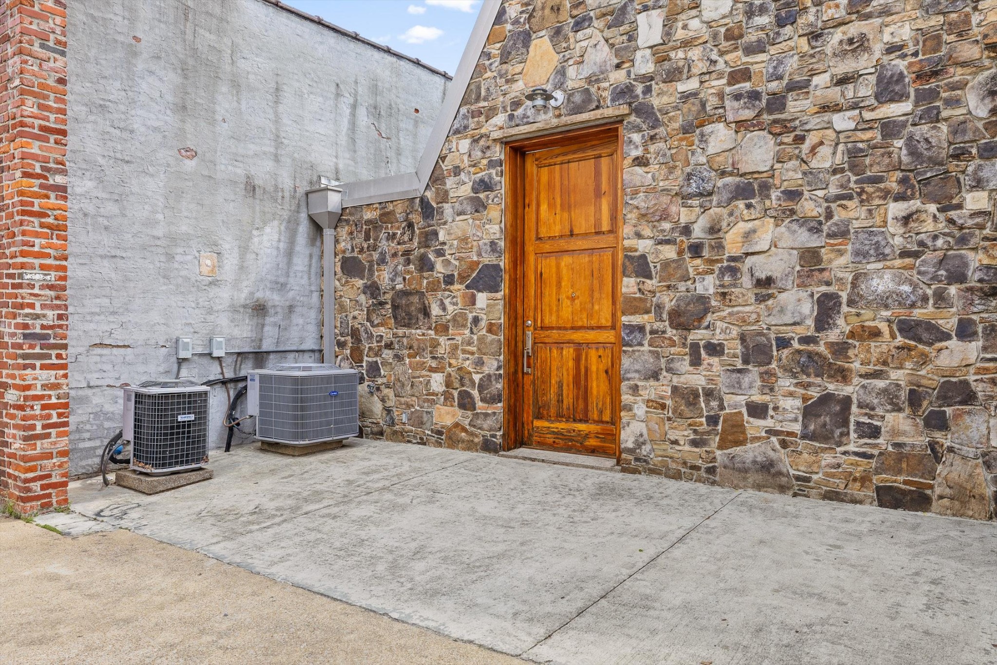1405 Williams St Property Photo 31