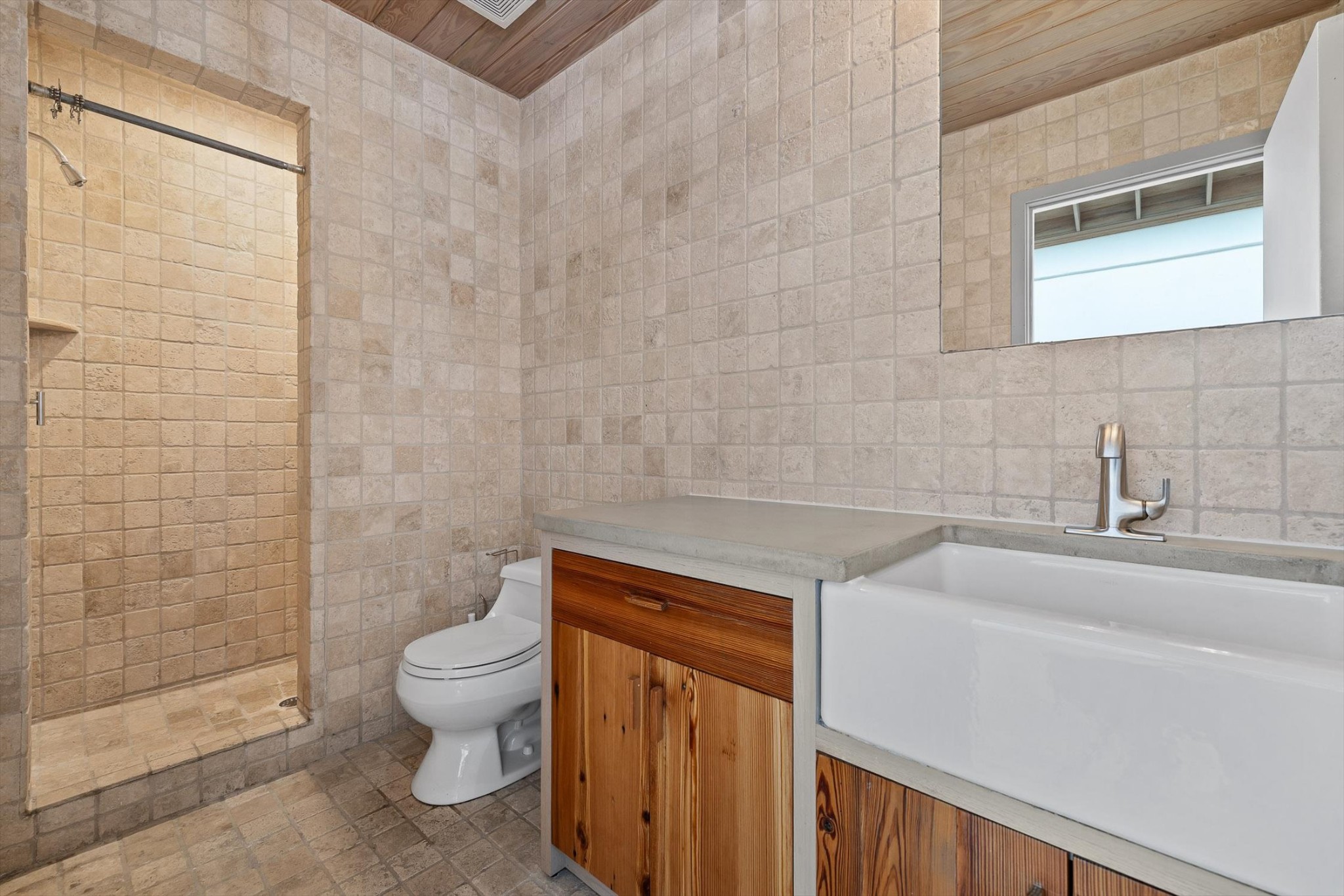 1405 Williams St Property Photo 33