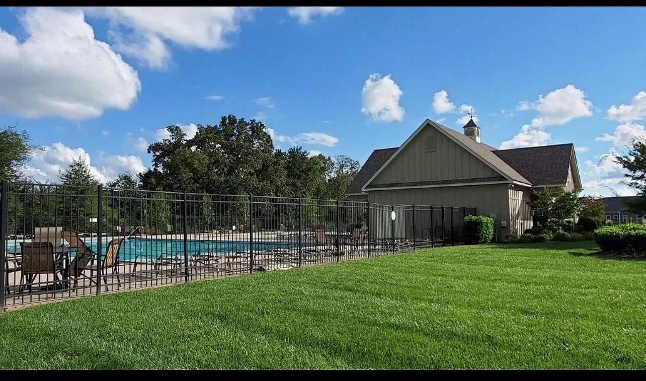 2219 Hospitality Ln Property Photo 35