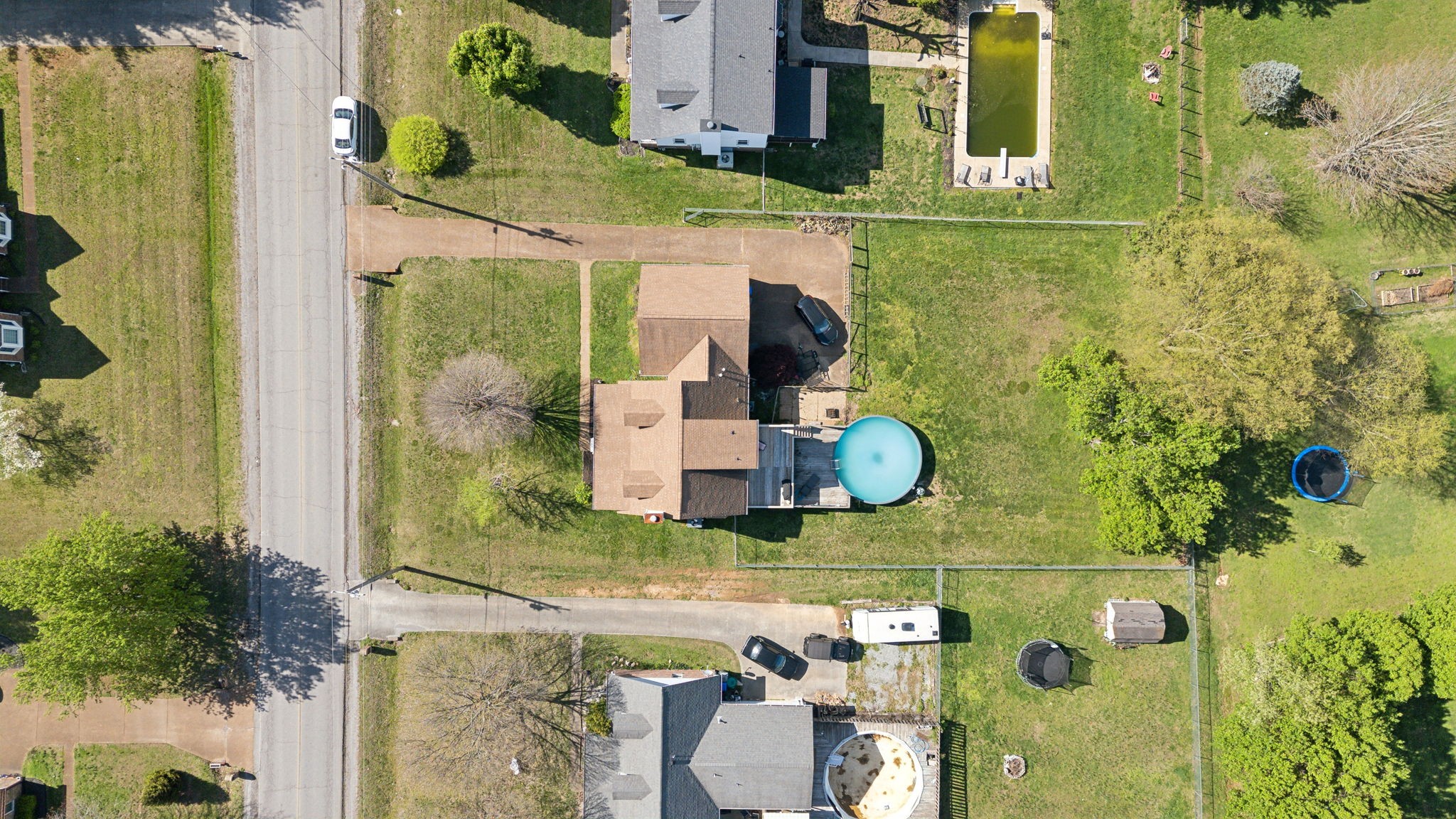 213 Lone Oak Dr Property Photo 42