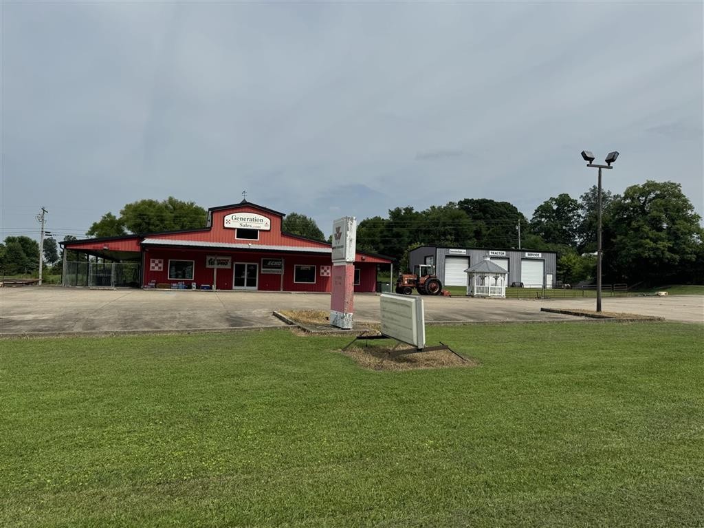 5410 Highway 31e Property Photo