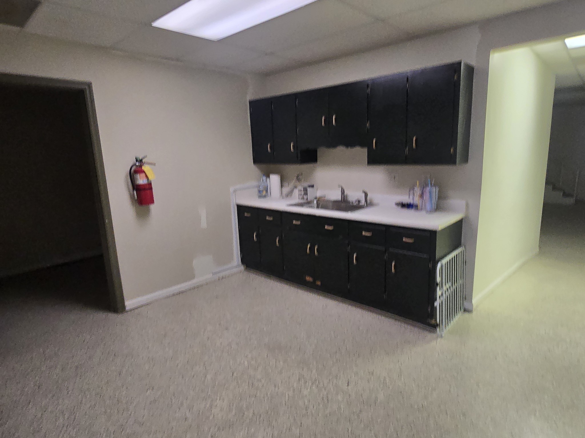 127 S Water Ave Property Photo 8