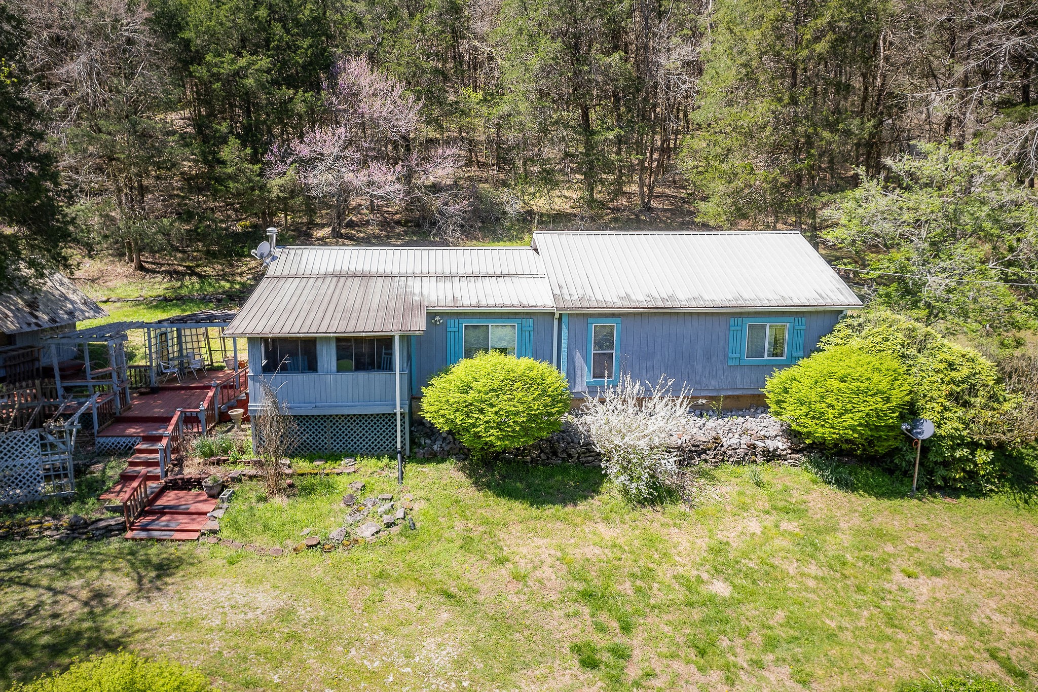 228 Stokes Ln Property Photo