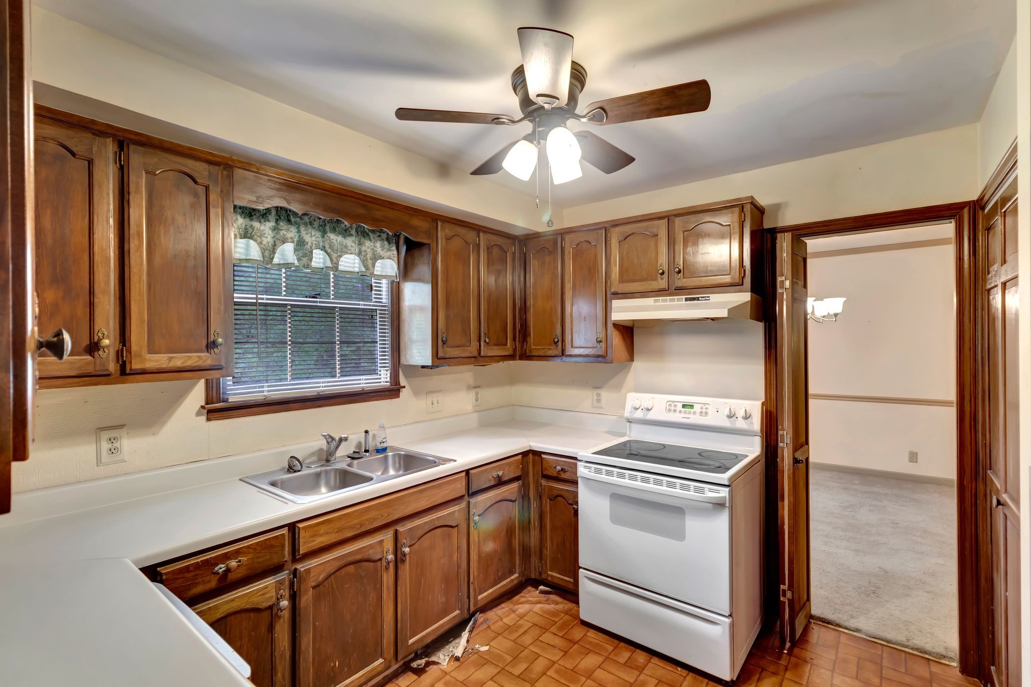 625 Stewart Valley Dr Property Photo 10