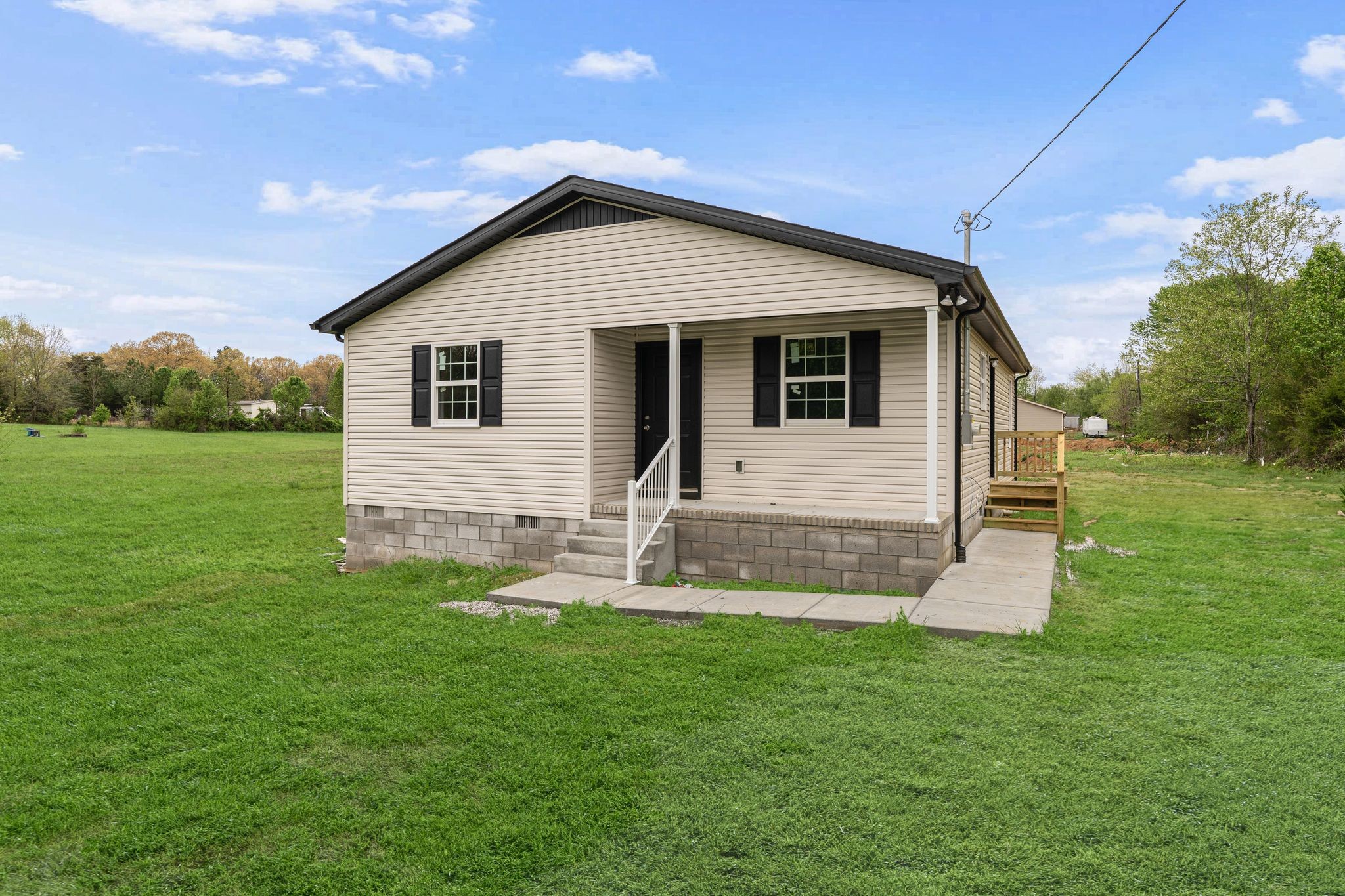 Hillsboro Real Estate Listings Main Image
