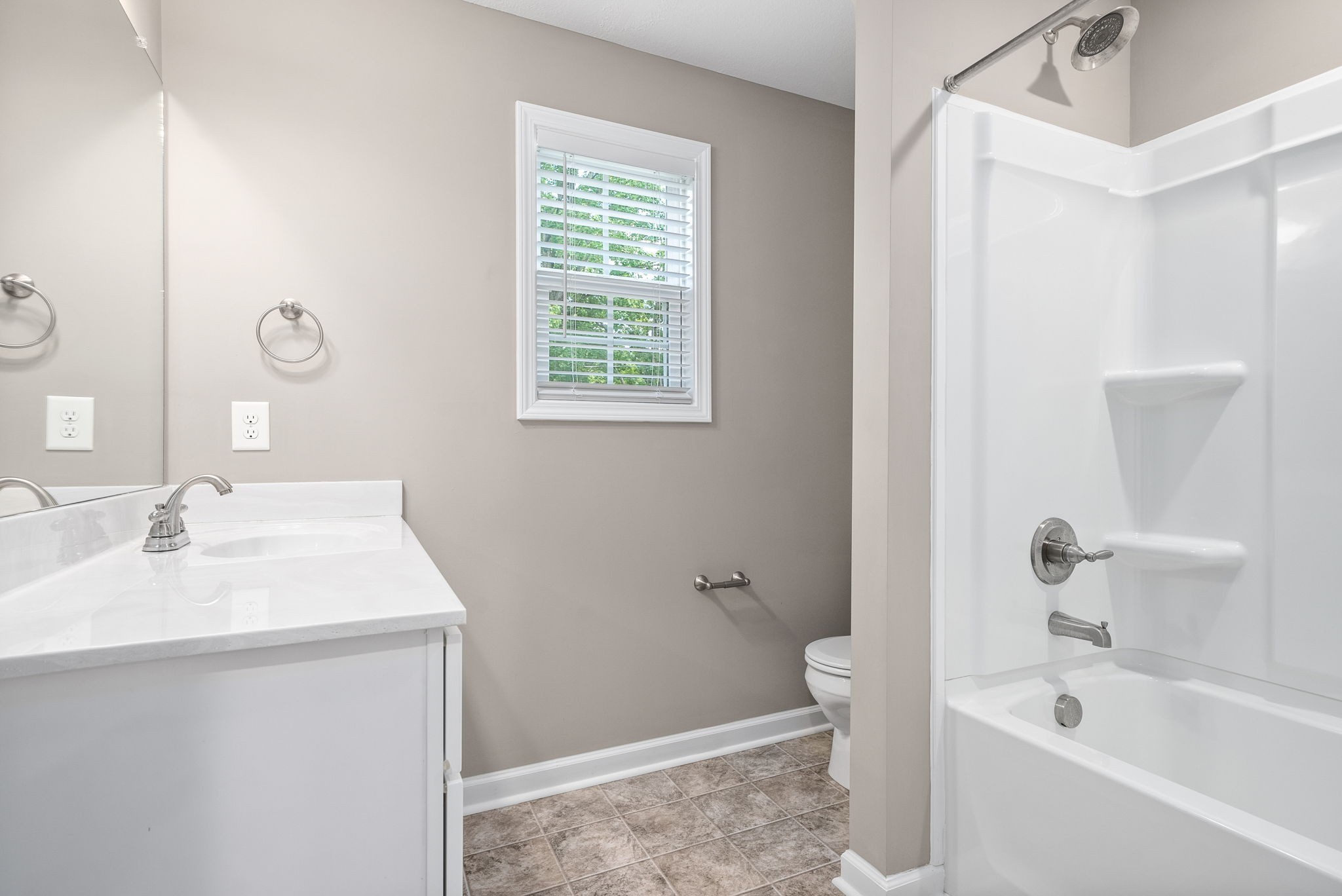 720 Perkins Avenue Property Photo 12
