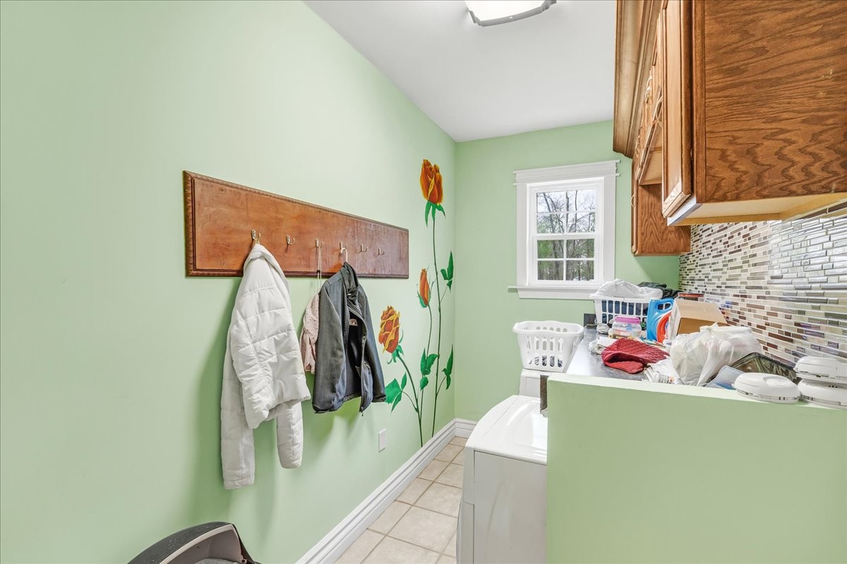 232 Paragon Dr Property Photo 52
