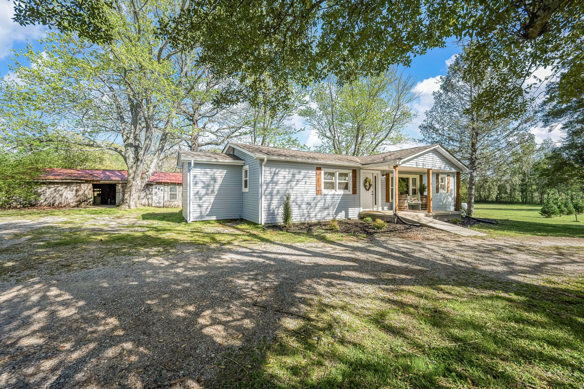 620 Maple Bend Rd Property Photo 1