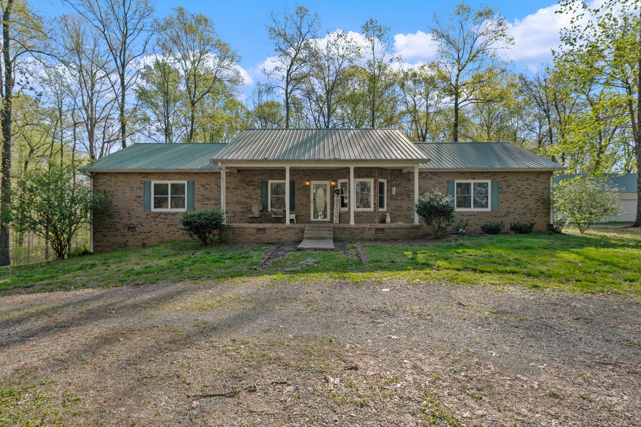 193 E Biggs Rd Property Photo 1