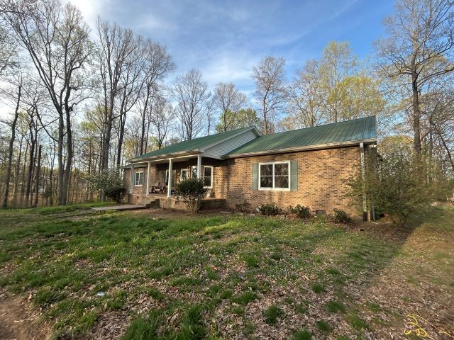 193 E Biggs Rd Property Photo 3