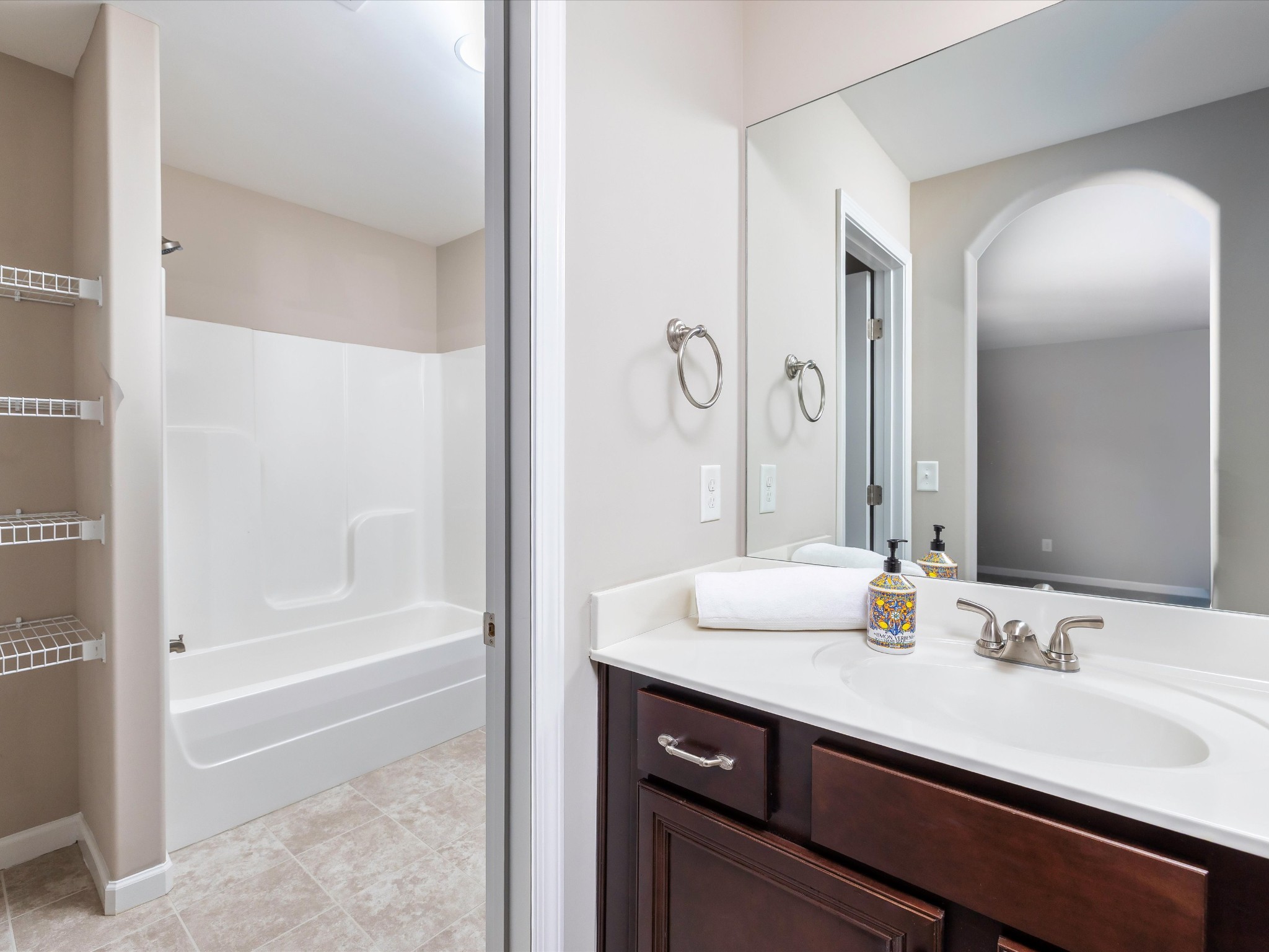 3181 Appian Way Property Photo 34
