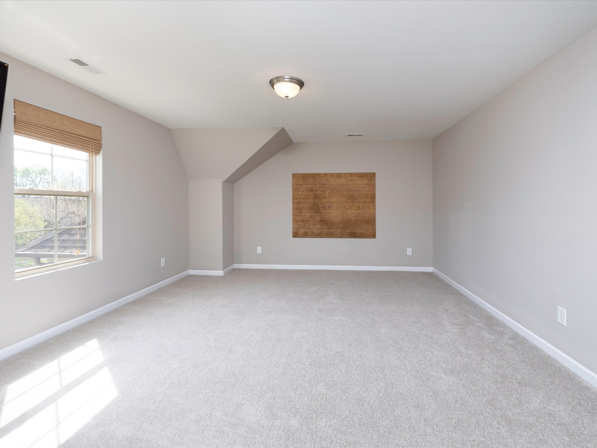3181 Appian Way Property Photo 35