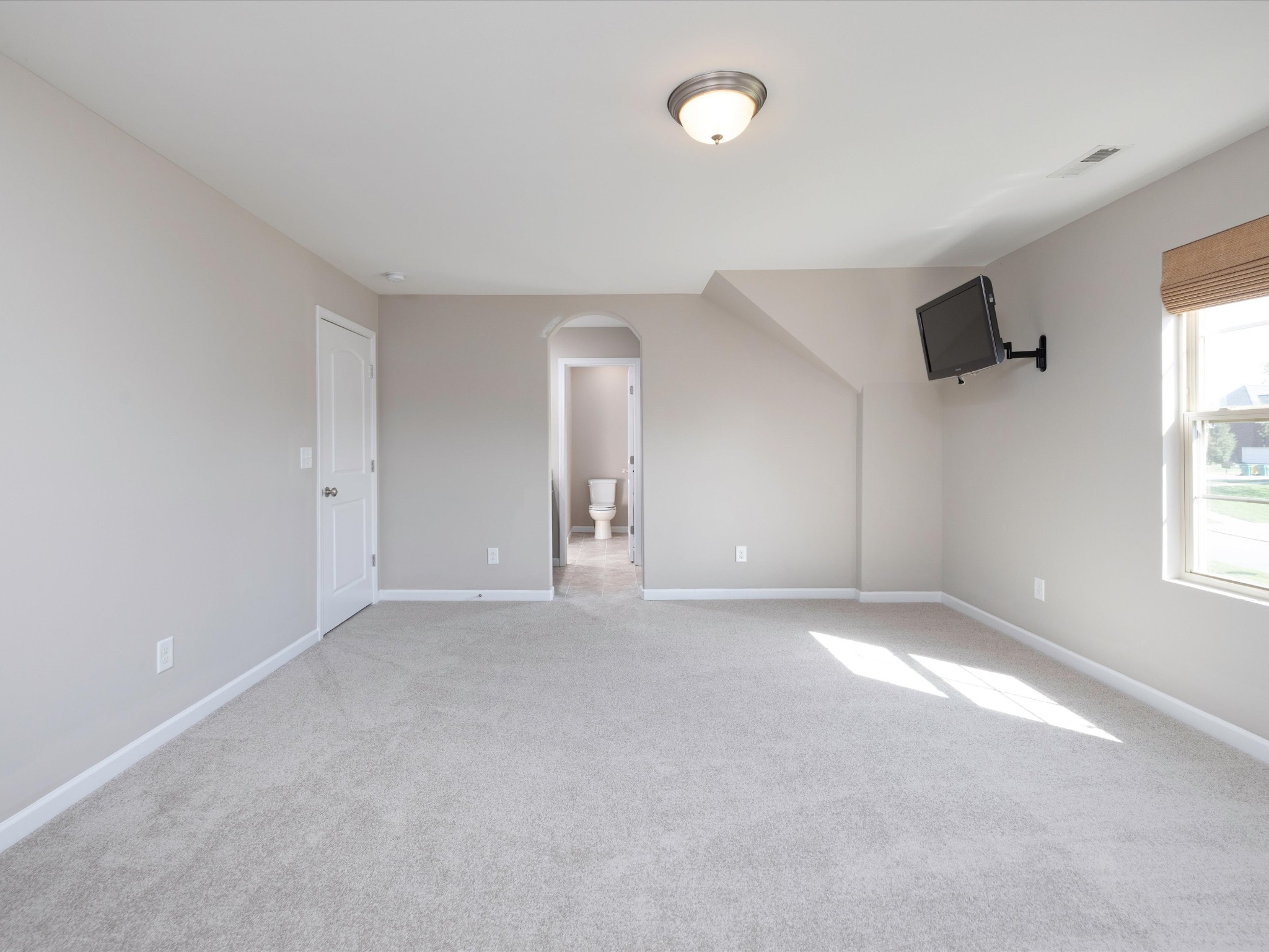 3181 Appian Way Property Photo 36