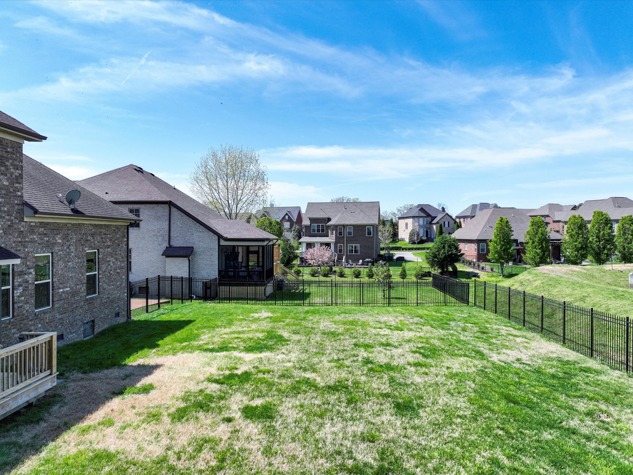 3181 Appian Way Property Photo 45