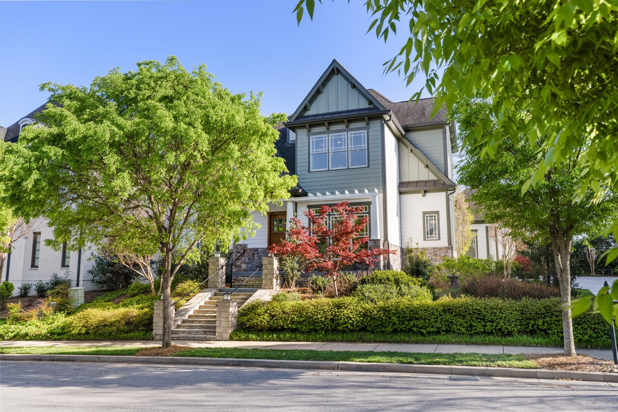 Barlow Glen Real Estate Listings Main Image